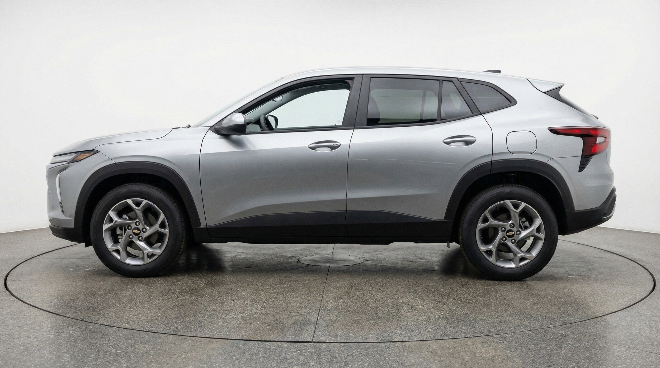 Thumbnail: 2025 Chevrolet Trax - 5
