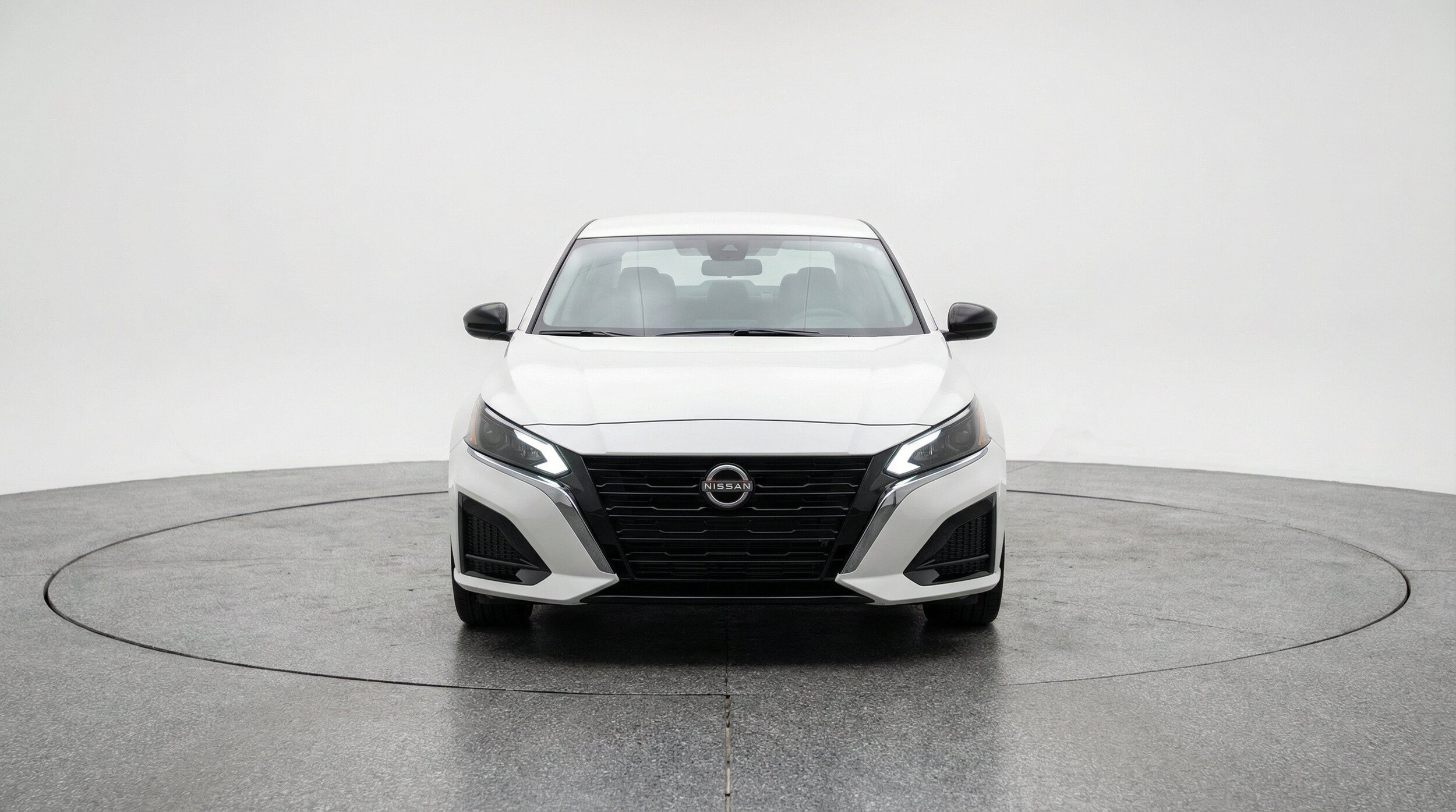 Thumbnail: 2025 Nissan Altima - 2