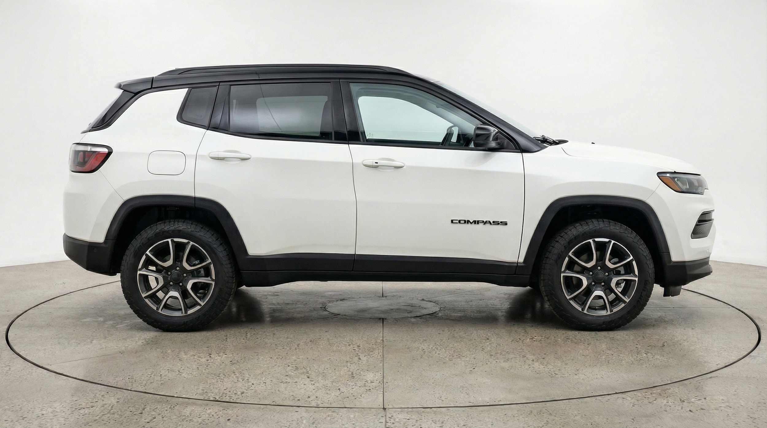 Thumbnail: 2025 Jeep Compass - 8
