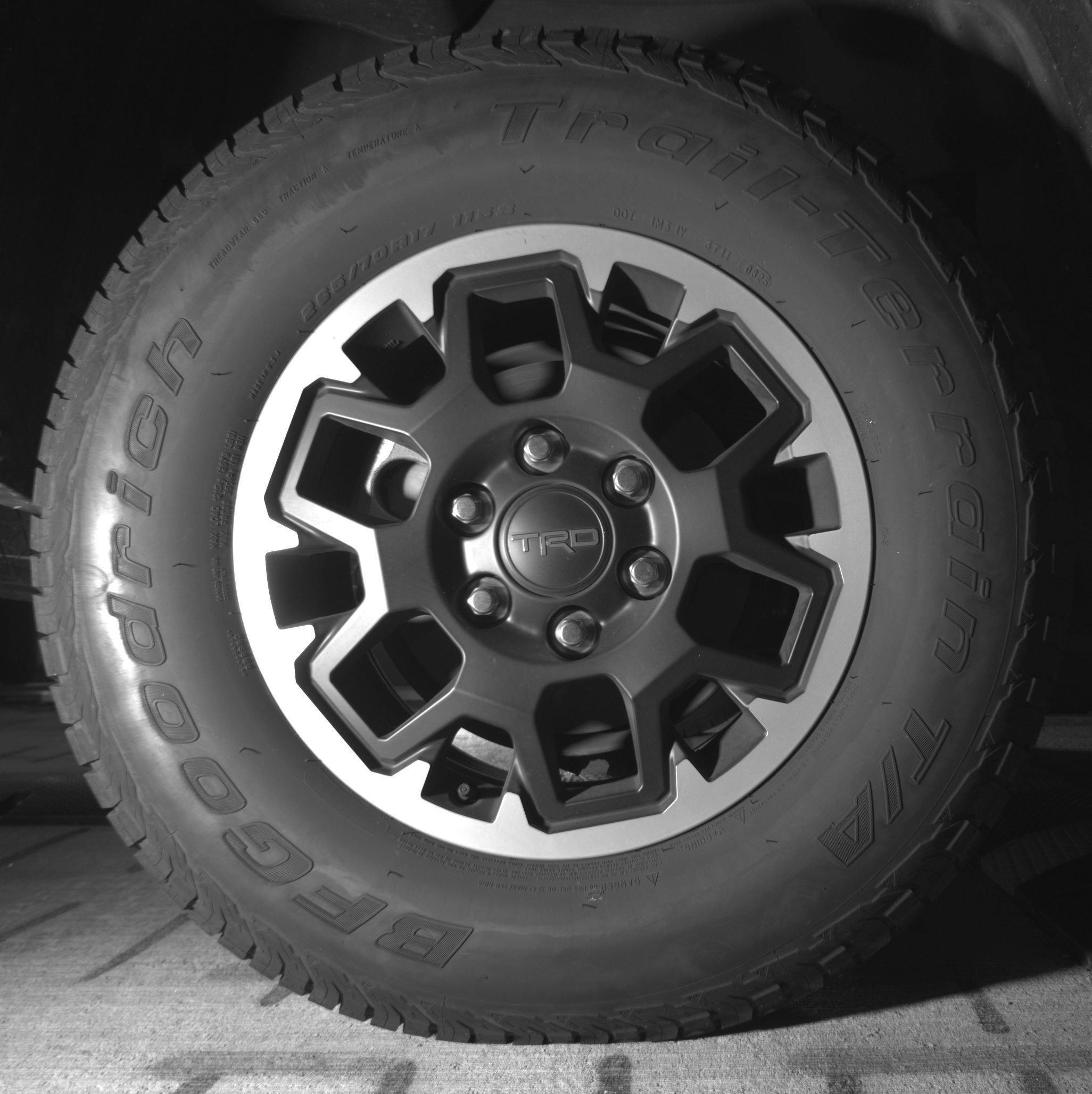 Thumbnail: 2025 Toyota Tacoma - 15