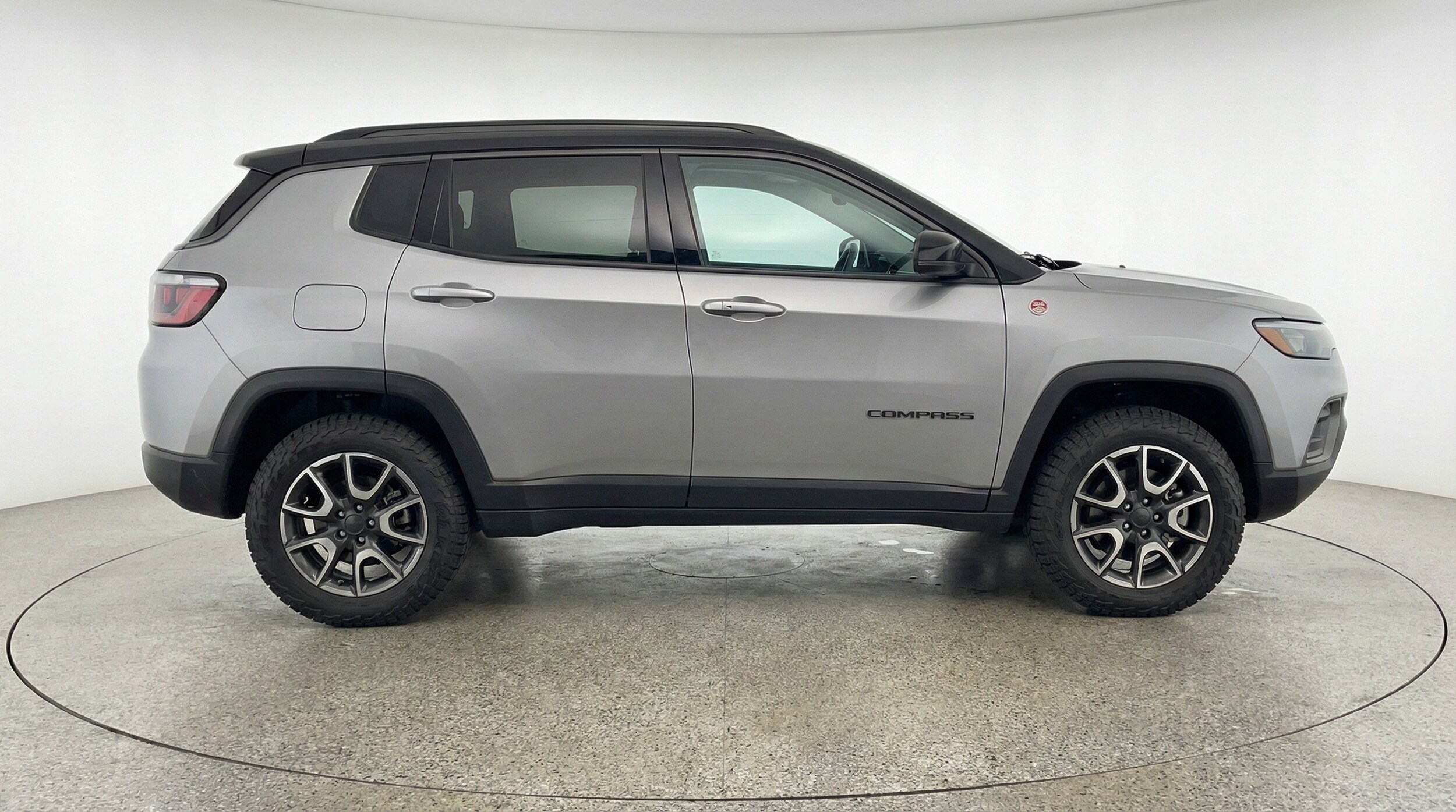 Thumbnail: 2025 Jeep Compass - 11
