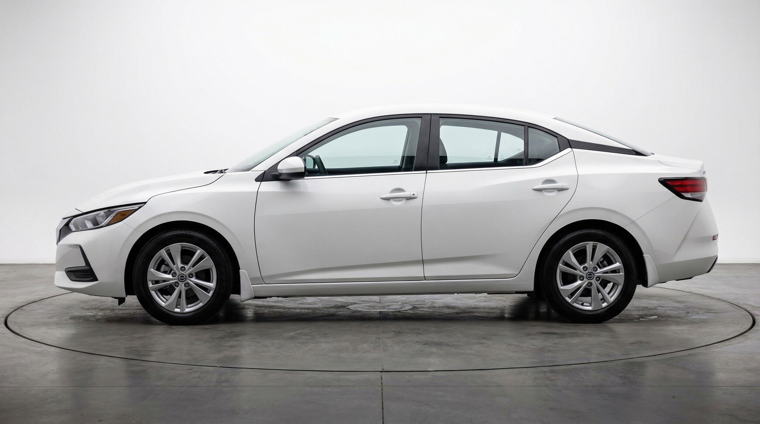 Thumbnail: 2025 Nissan Sentra - 5