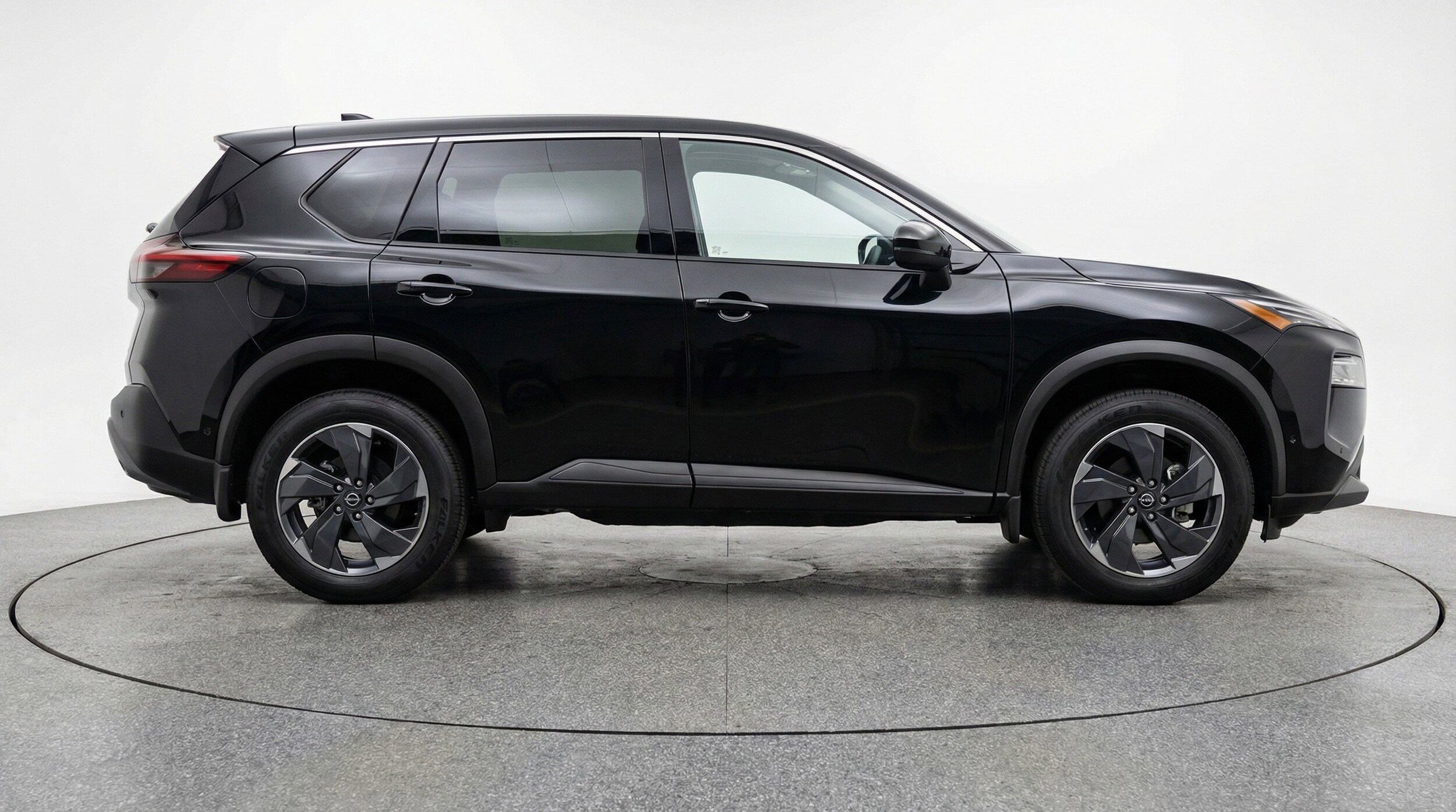 Thumbnail: 2025 Nissan Rogue - 11