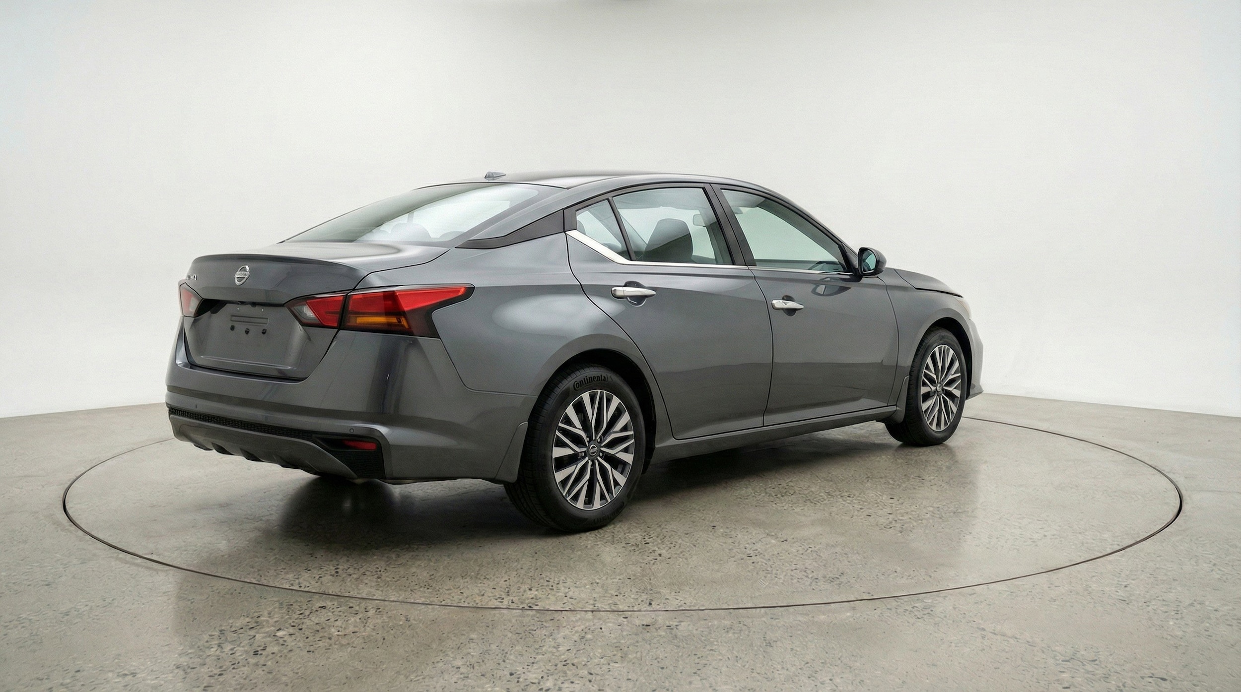 Thumbnail: 2025 Nissan Altima - 9