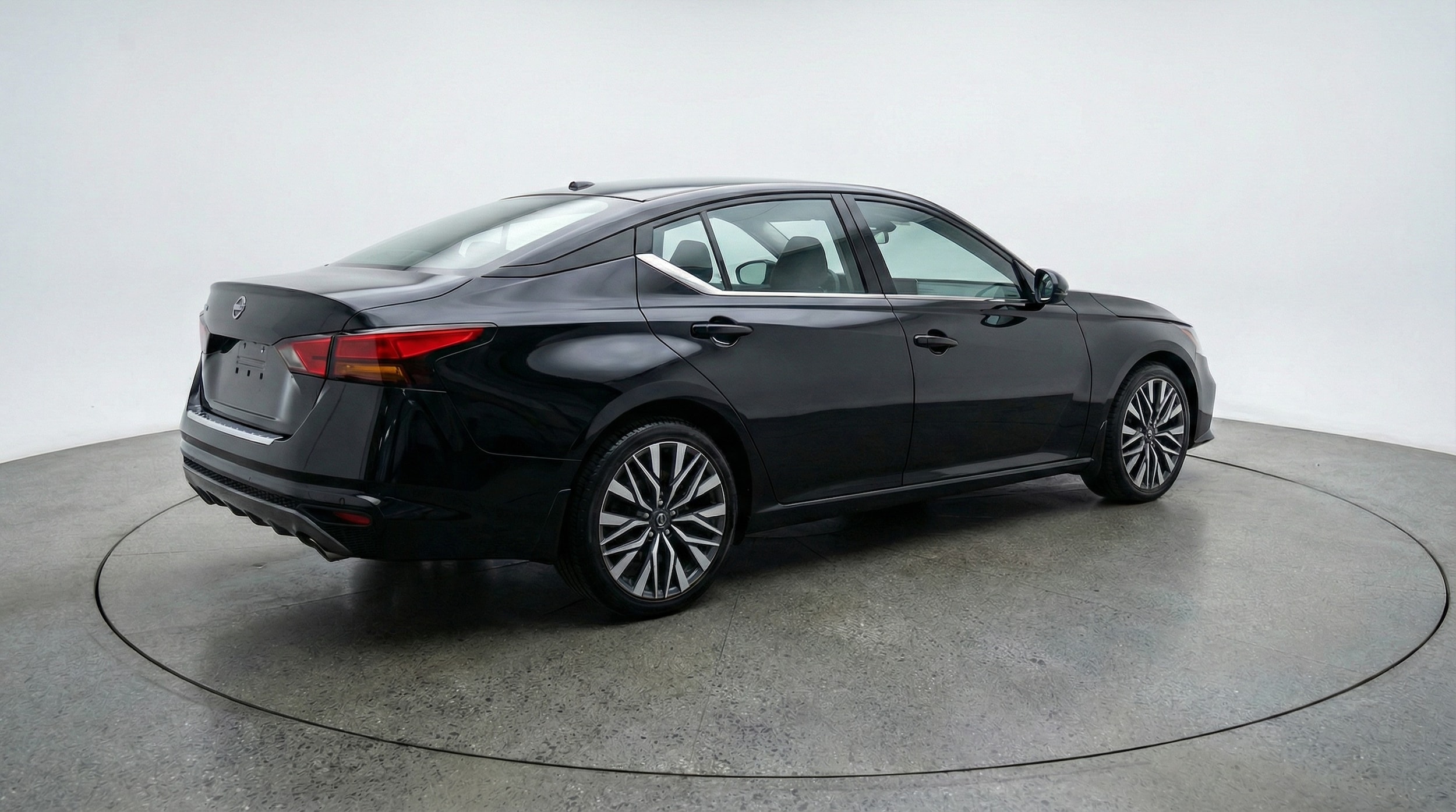 Thumbnail: 2025 Nissan Altima - 7