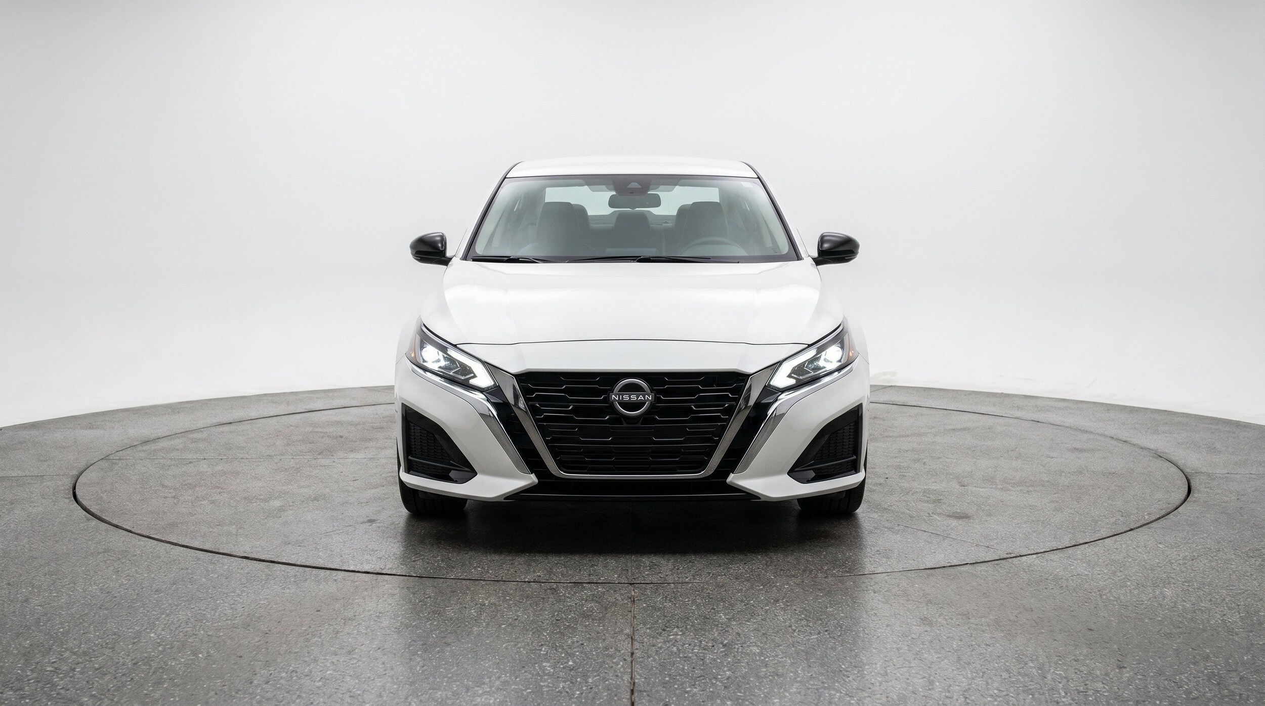Thumbnail: 2025 Nissan Altima - 2