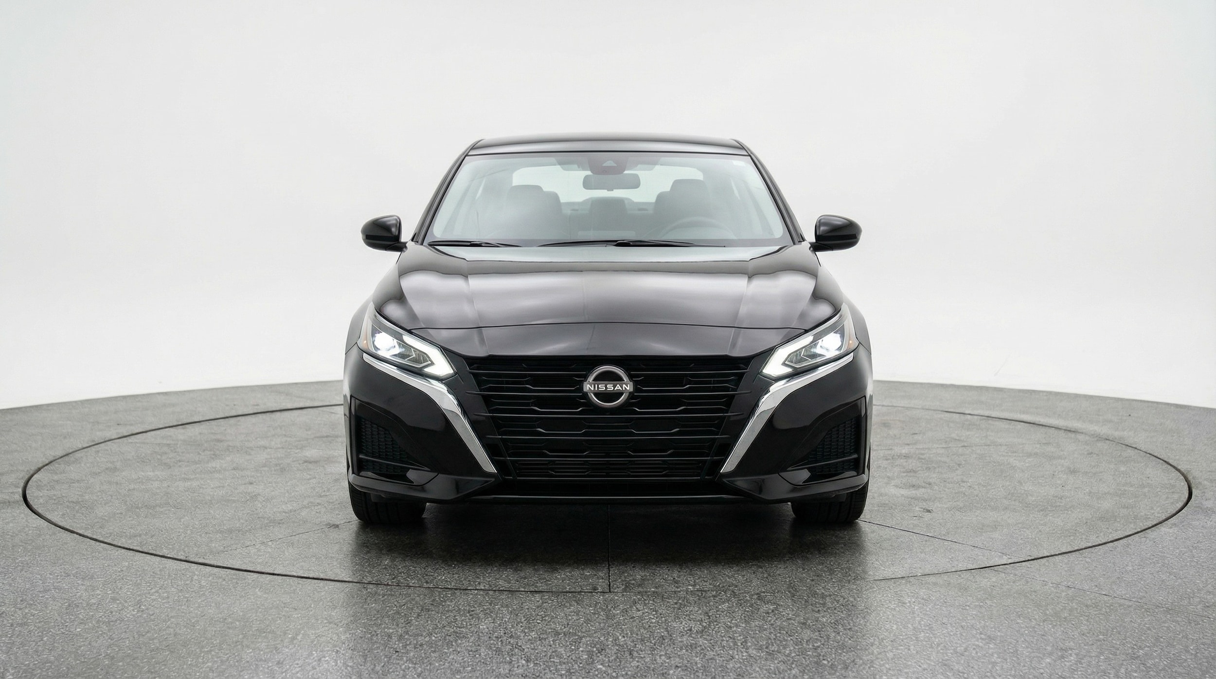 Thumbnail: 2025 Nissan Altima - 2