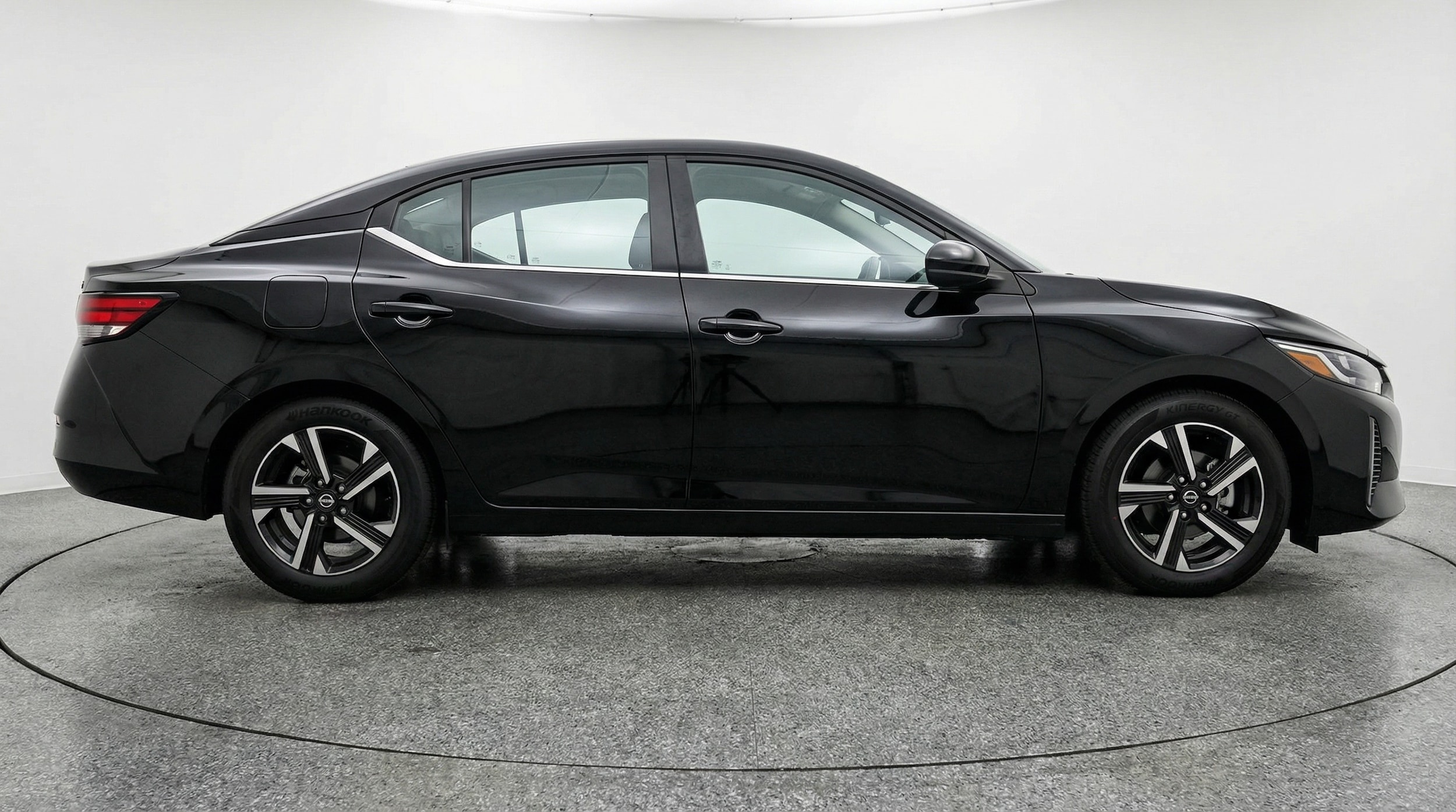 Thumbnail: 2025 Nissan Sentra - 8