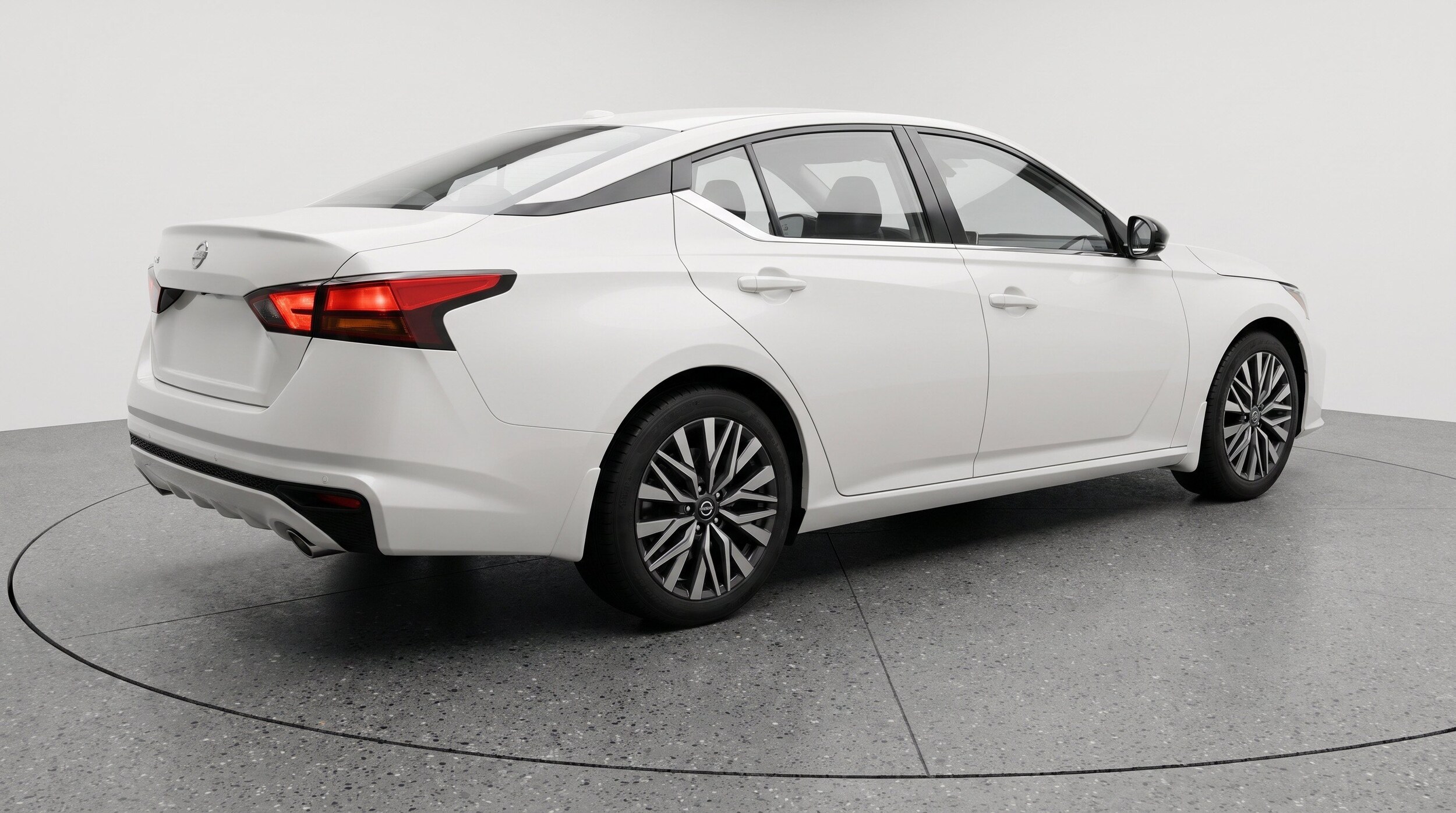 Thumbnail: 2025 Nissan Altima - 9