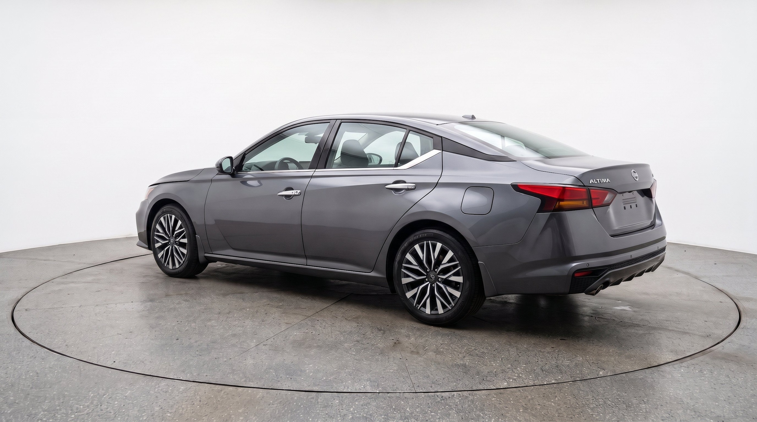 Thumbnail: 2025 Nissan Altima - 6