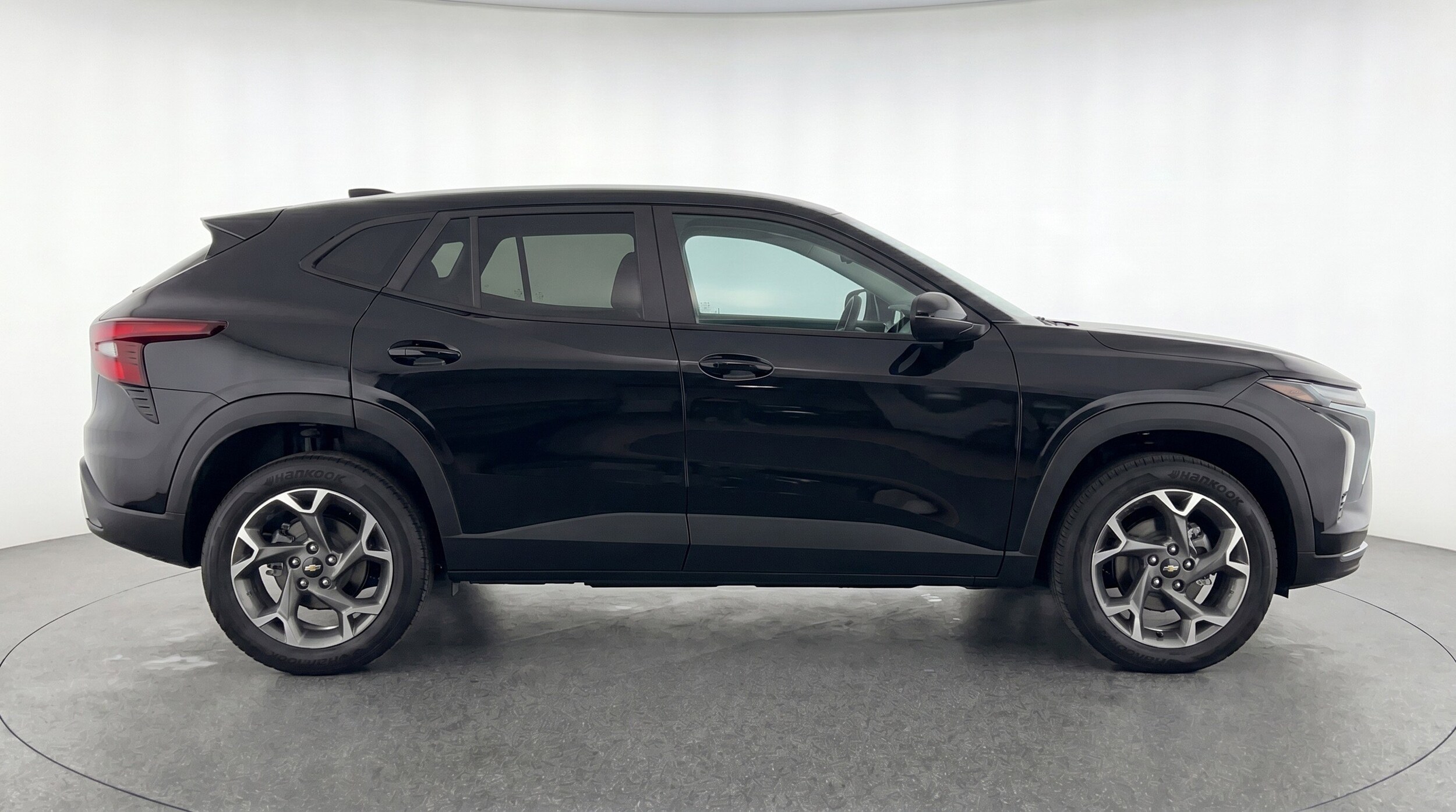 Thumbnail: 2025 Chevrolet Trax - 11
