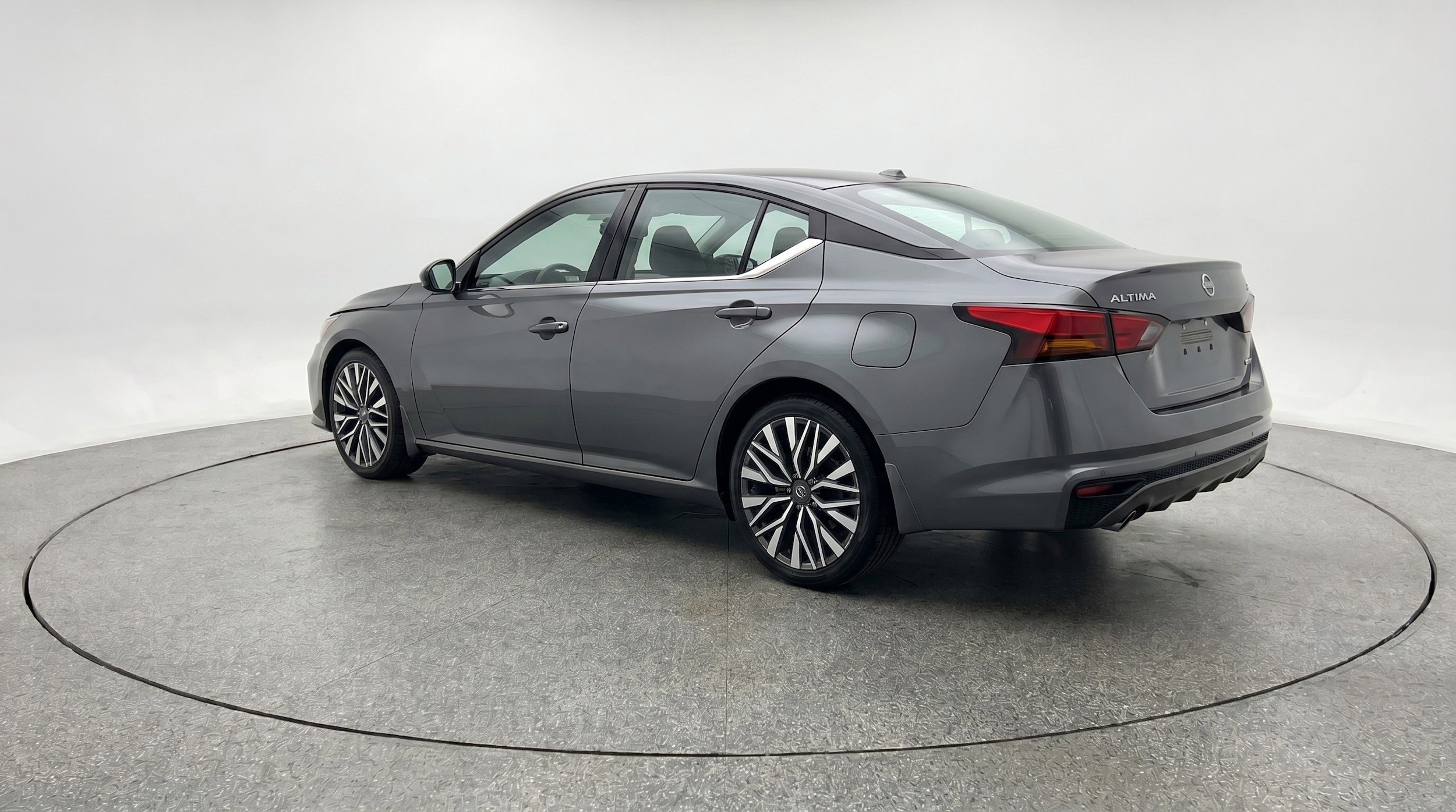 Thumbnail: 2025 Nissan Altima - 6