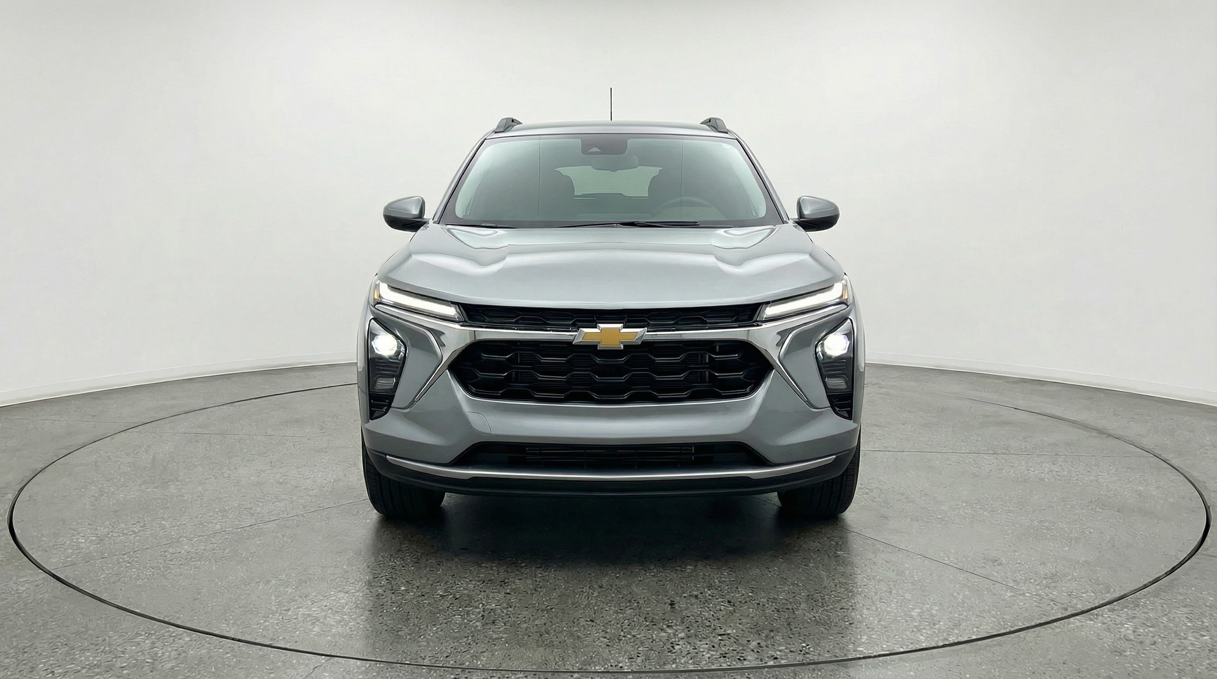 Thumbnail: 2025 Chevrolet Trax - 2