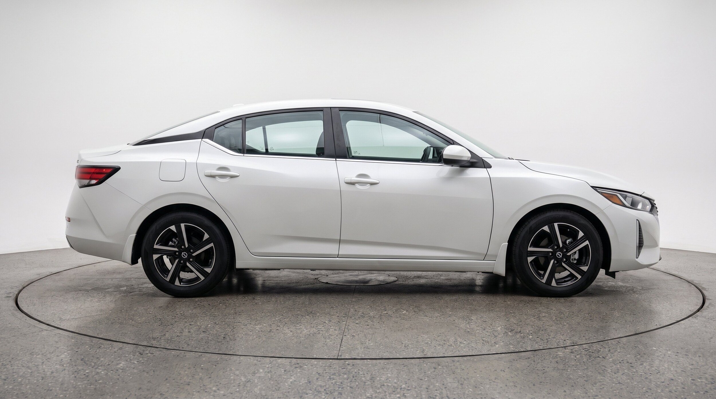 Thumbnail: 2025 Nissan Sentra - 11