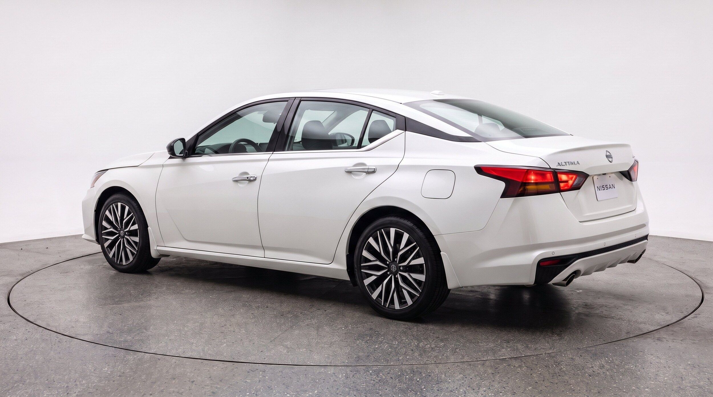 Thumbnail: 2025 Nissan Altima - 6