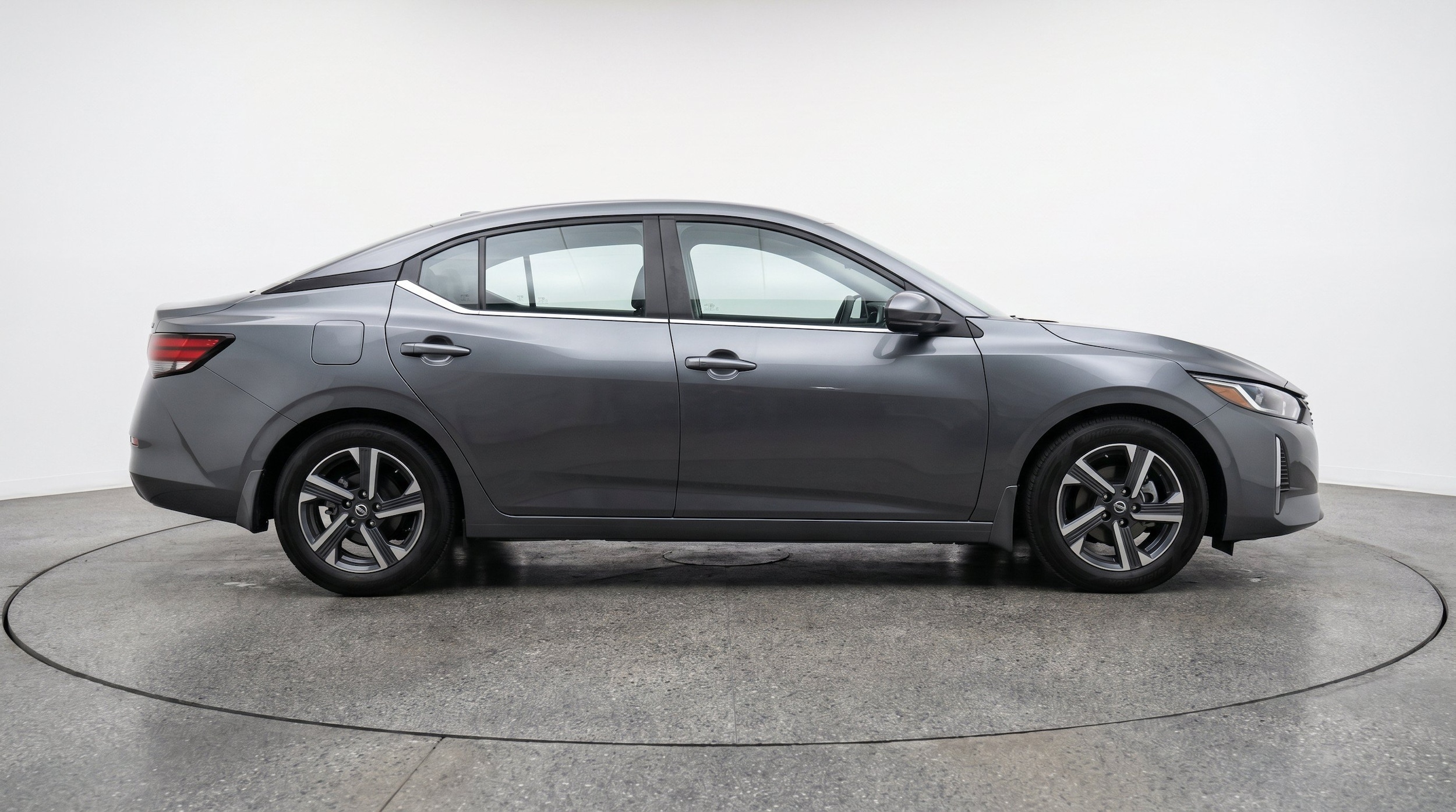 Thumbnail: 2025 Nissan Sentra - 11
