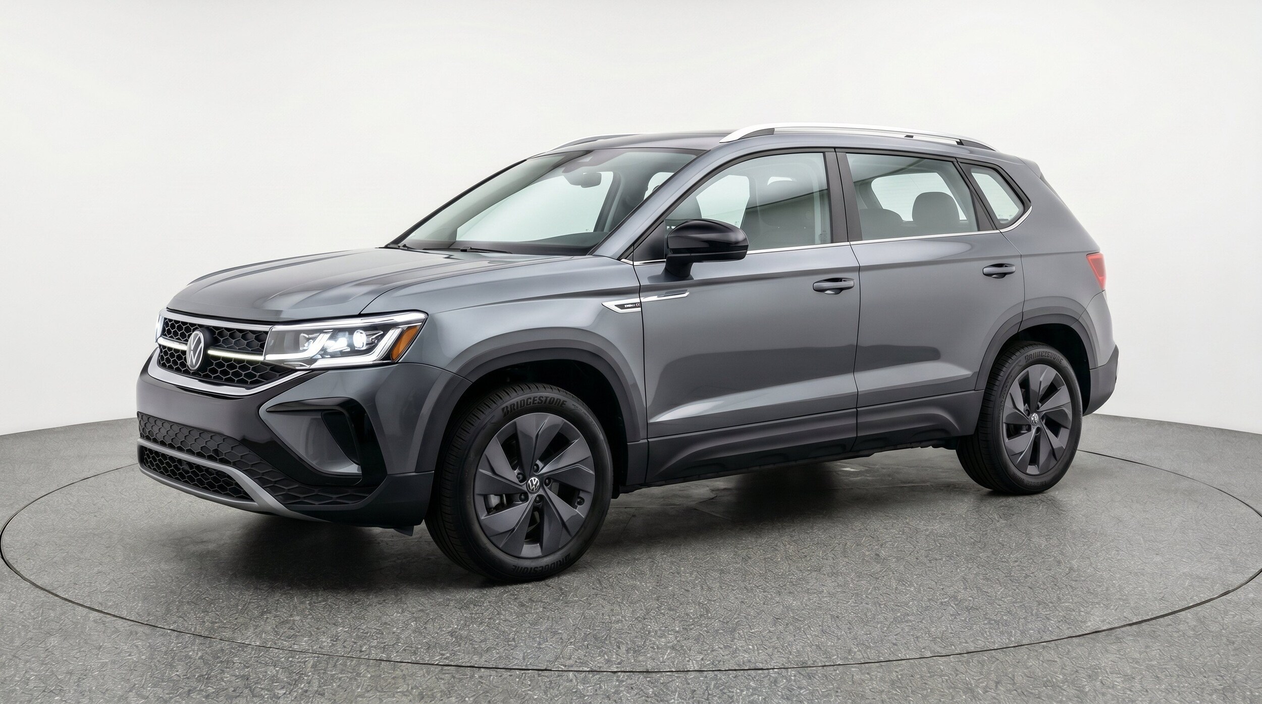 Thumbnail: 2026 Volkswagen Taos - 3