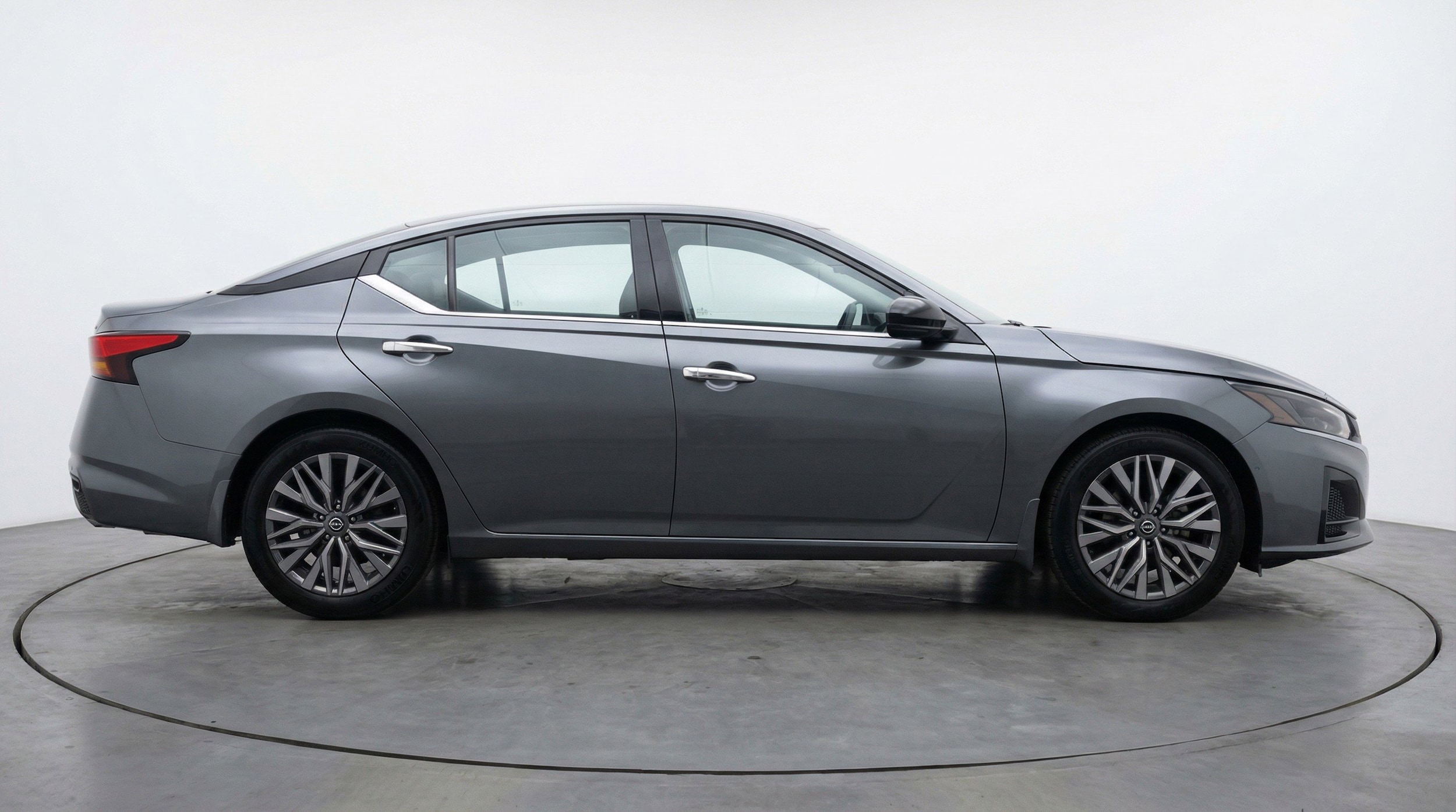 Thumbnail: 2025 Nissan Altima - 11