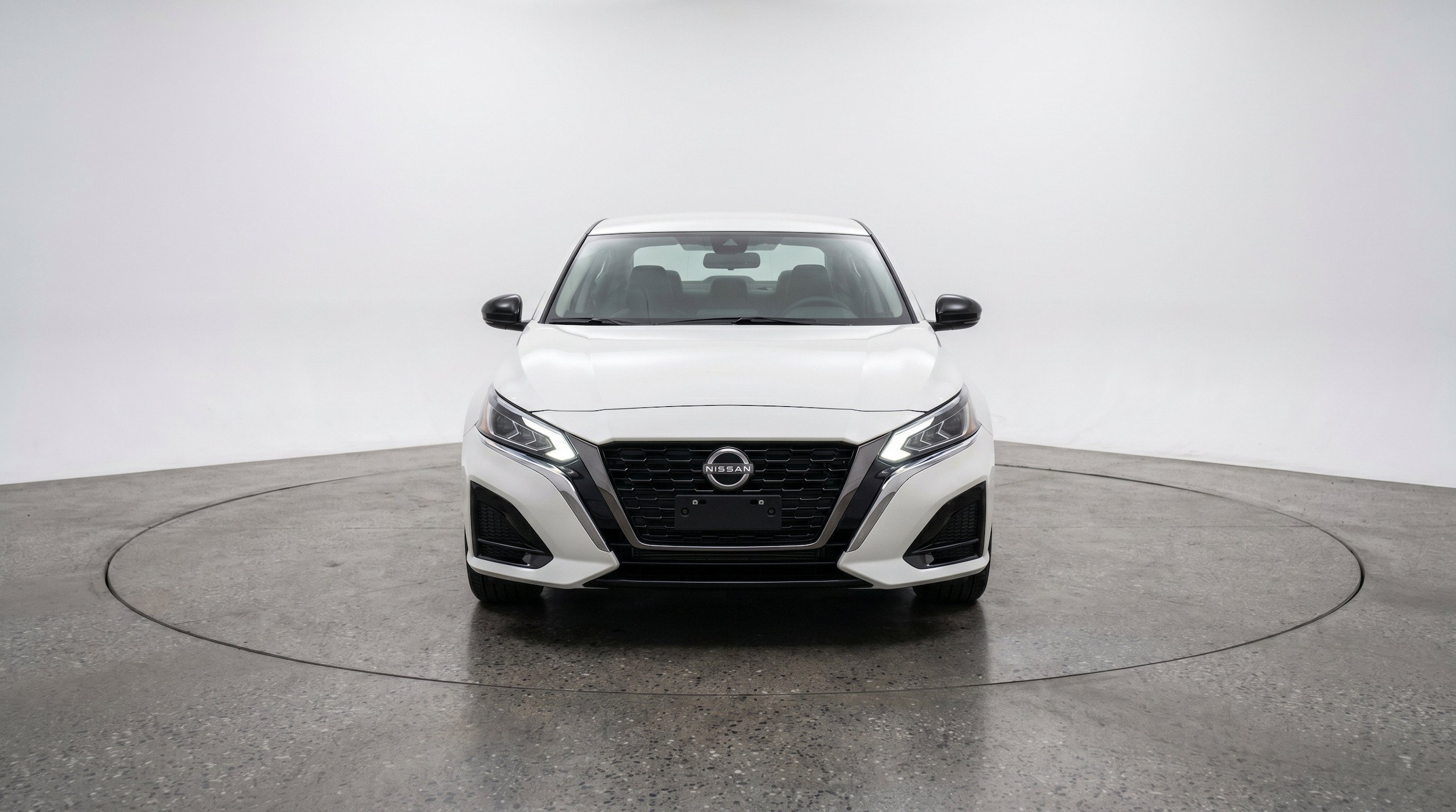Thumbnail: 2025 Nissan Altima - 2