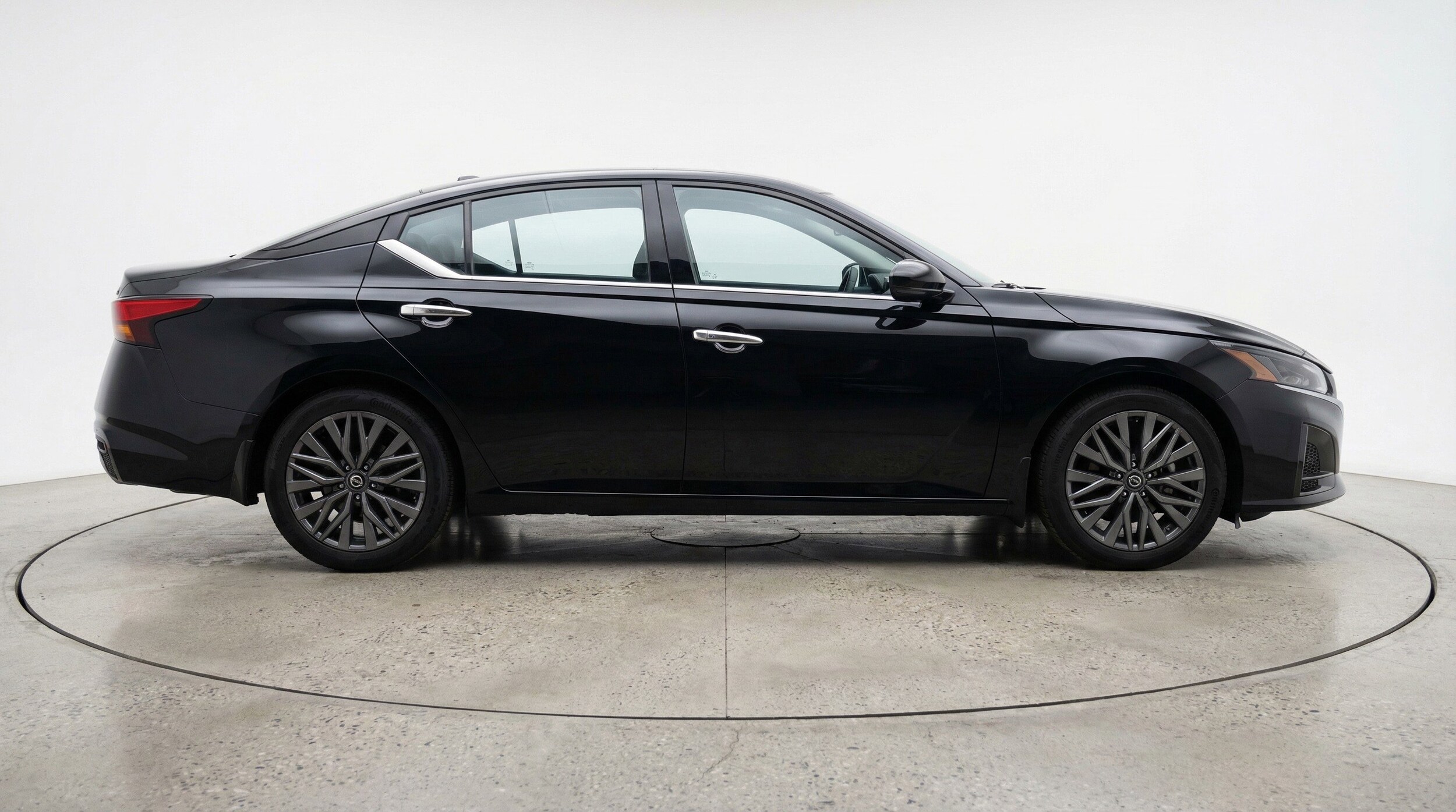 Thumbnail: 2025 Nissan Altima - 11