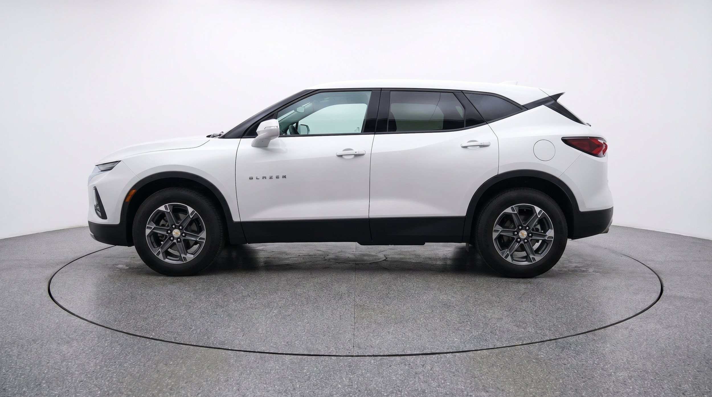 Thumbnail: 2025 Chevrolet Blazer - 5
