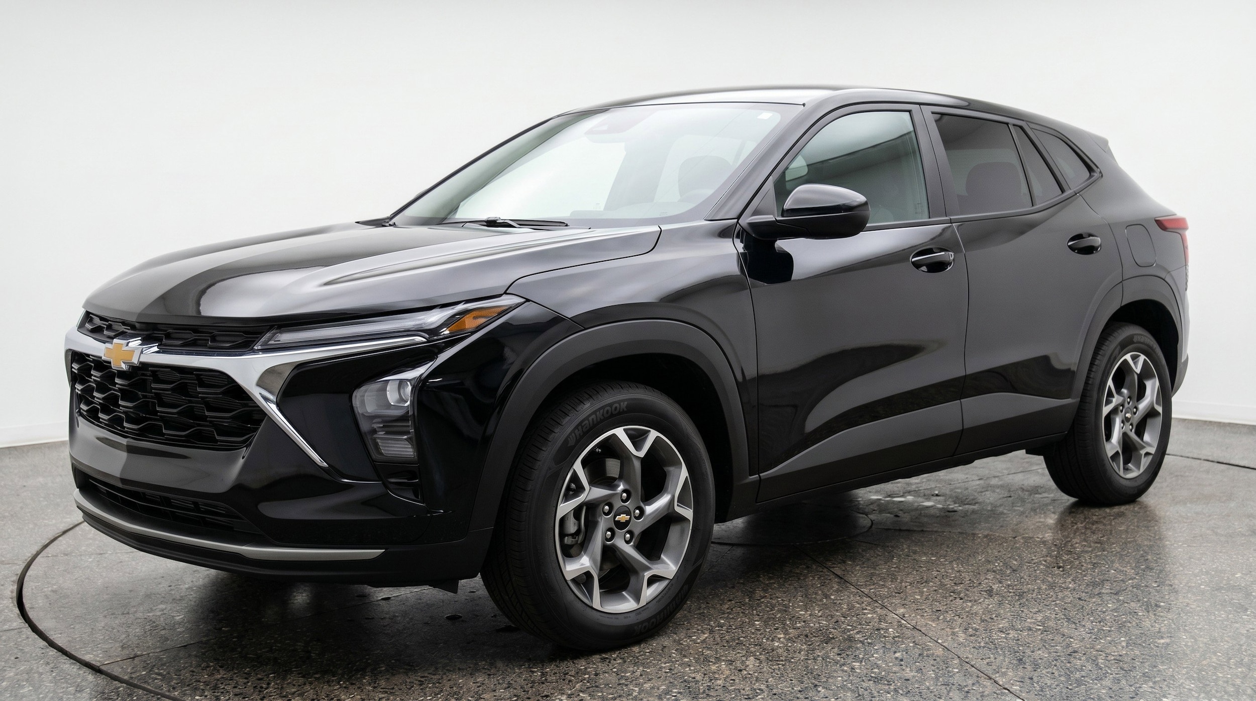 Thumbnail: 2025 Chevrolet Trax - 3