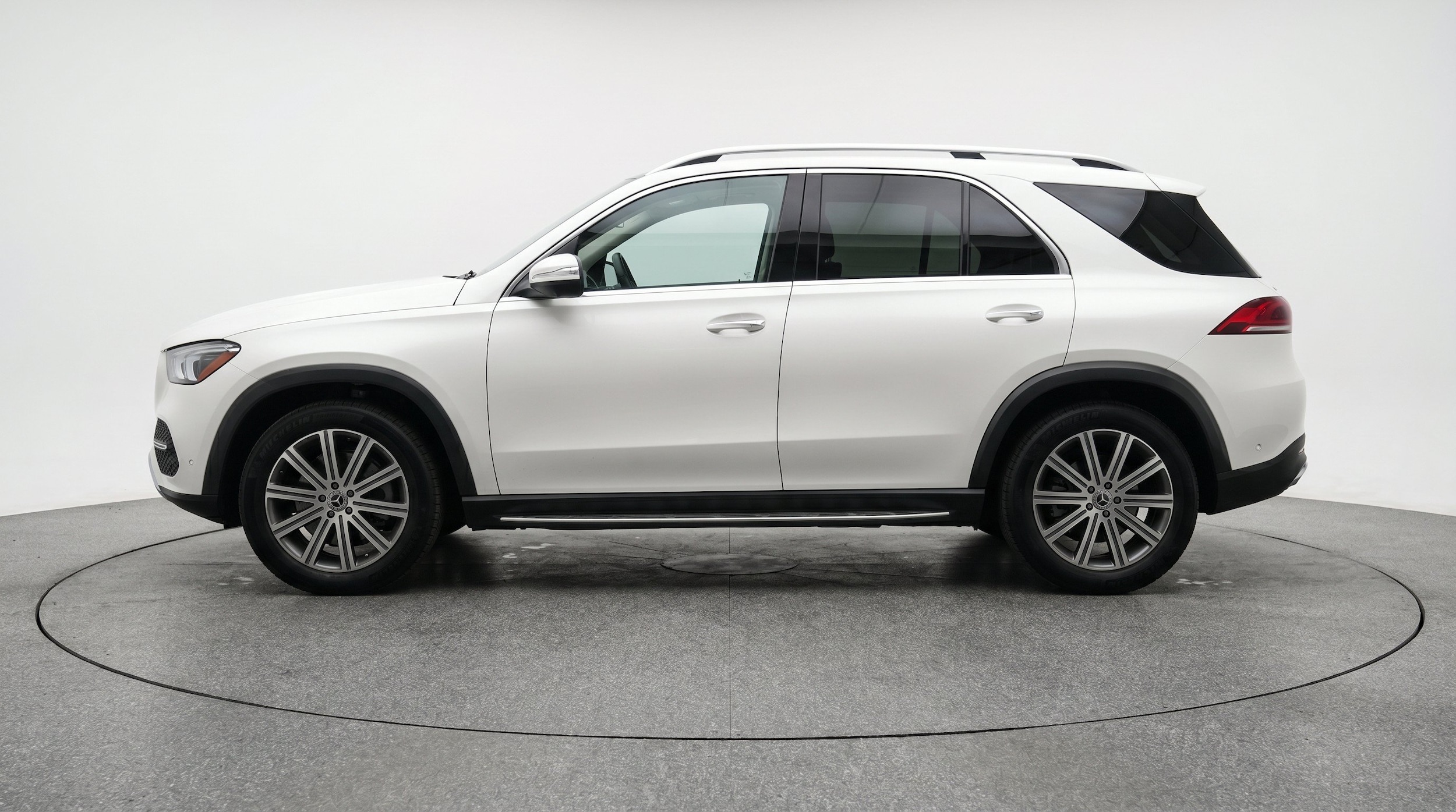 Thumbnail: 2026 Mercedes-Benz GLE - 5