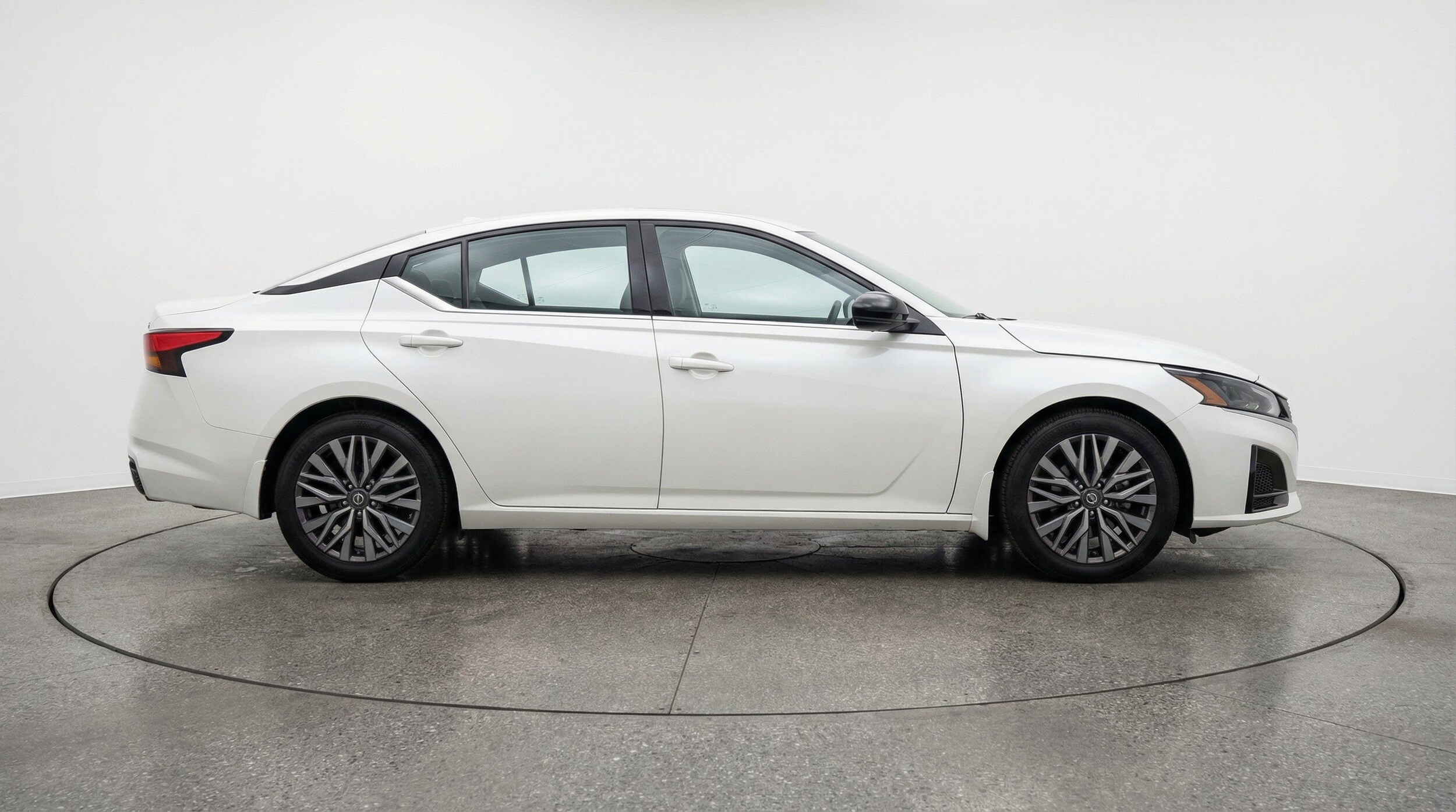 Thumbnail: 2025 Nissan Altima - 11