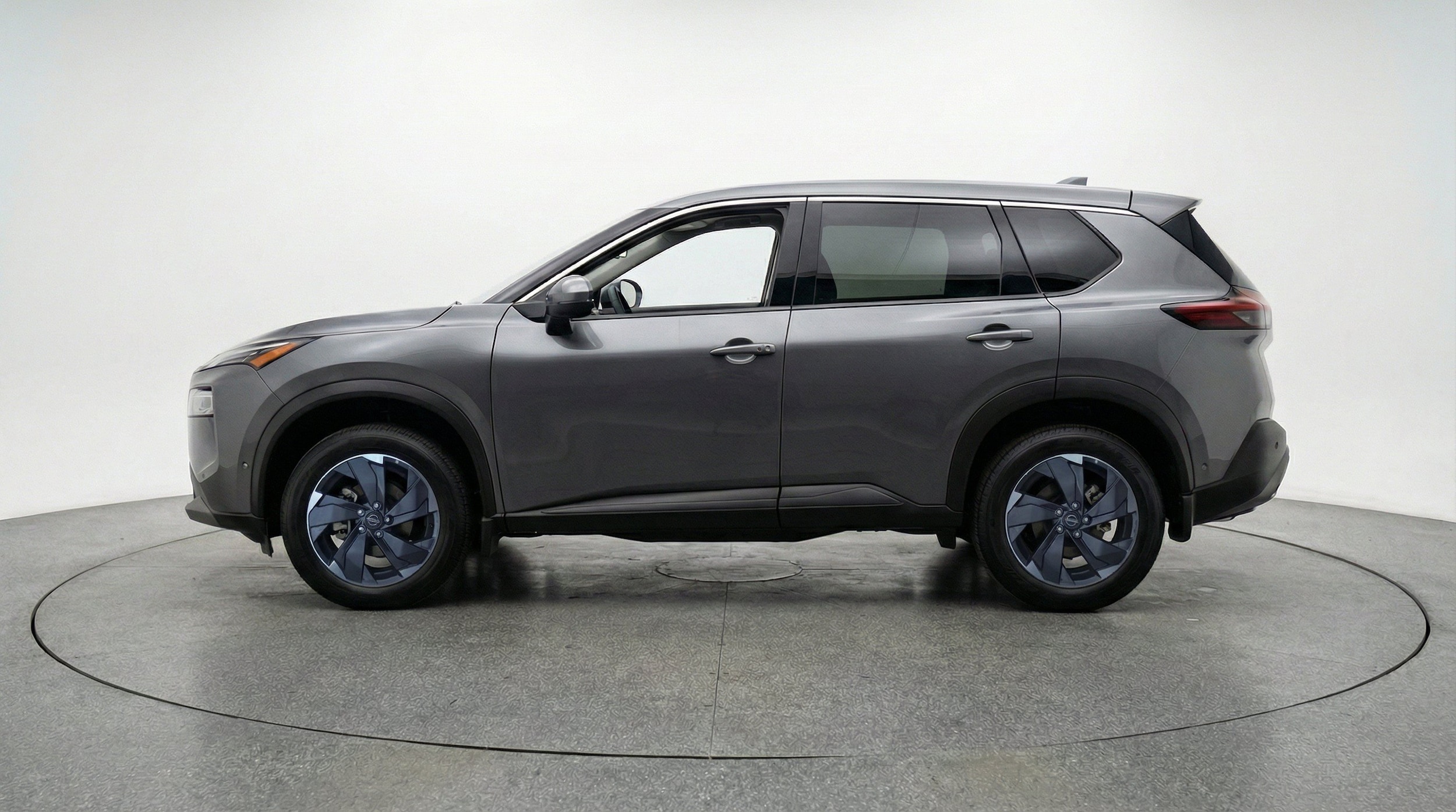 Thumbnail: 2025 Nissan Rogue - 5
