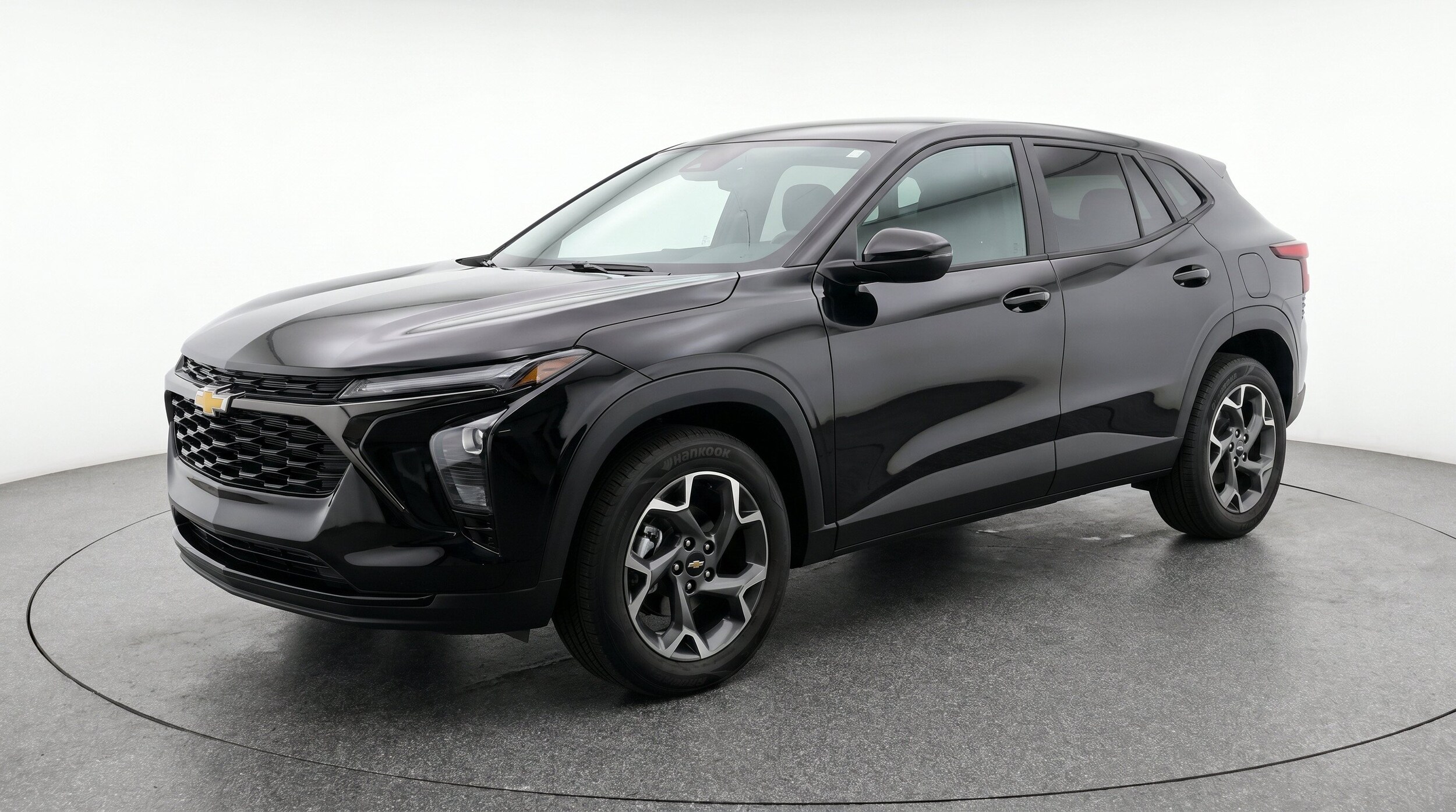 Thumbnail: 2025 Chevrolet Trax - 3