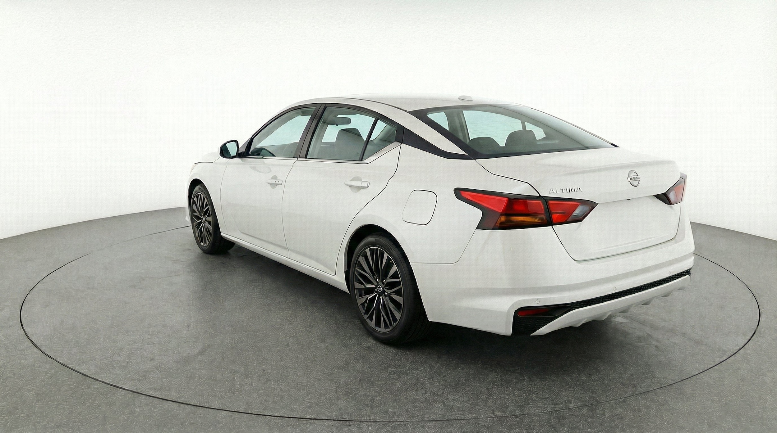 Thumbnail: 2025 Nissan Altima - 6