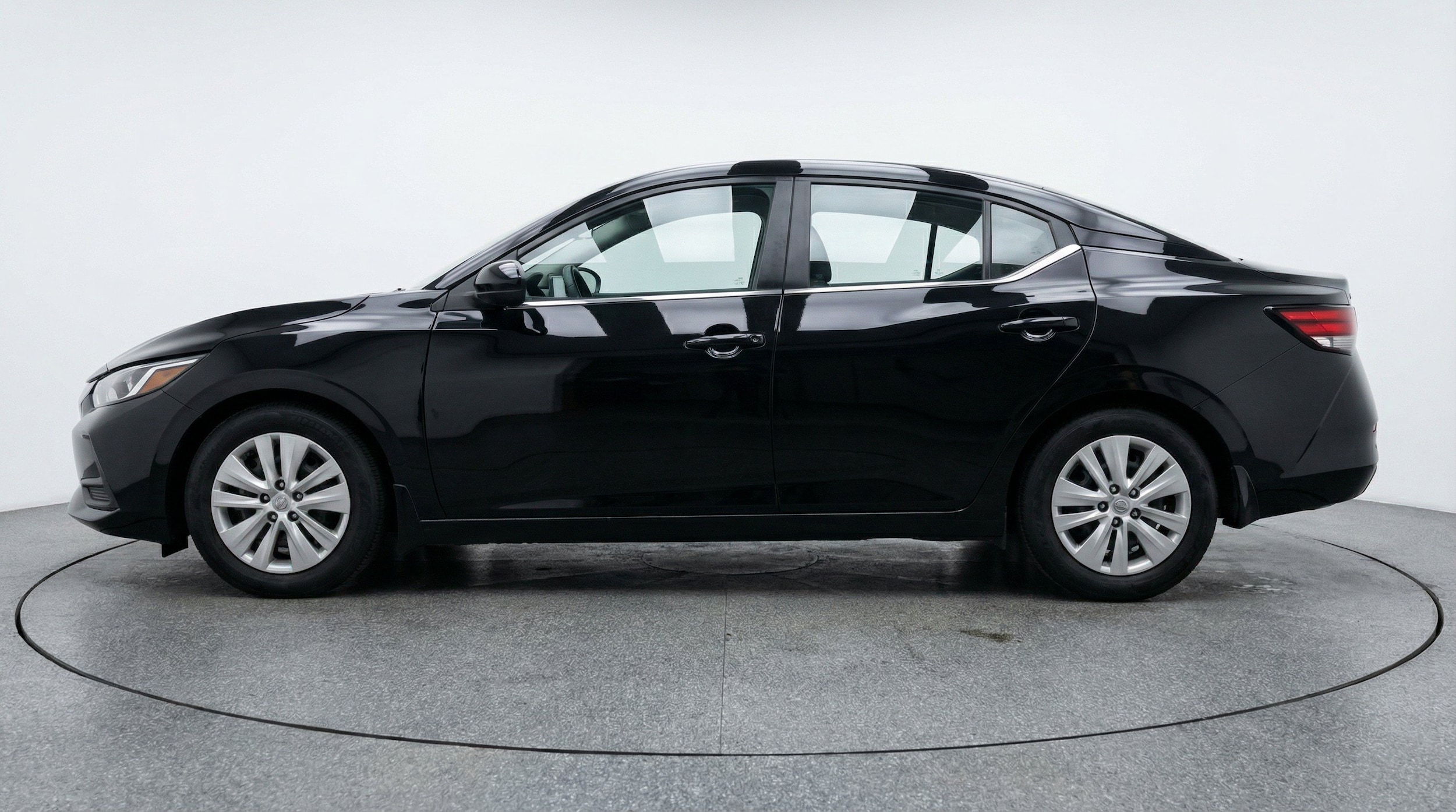 Thumbnail: 2025 Nissan Sentra - 5