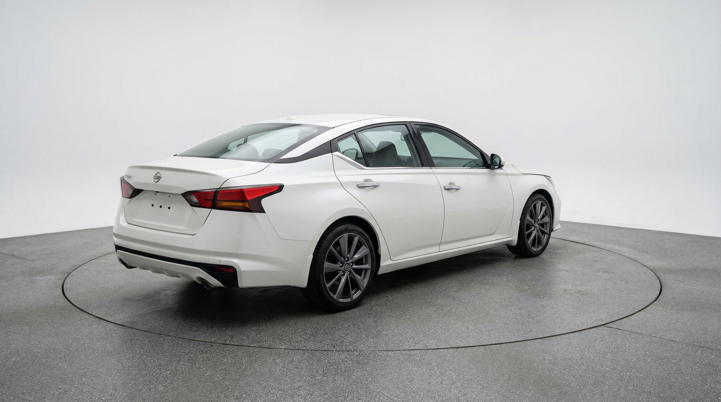 Thumbnail: 2025 Nissan Altima - 9