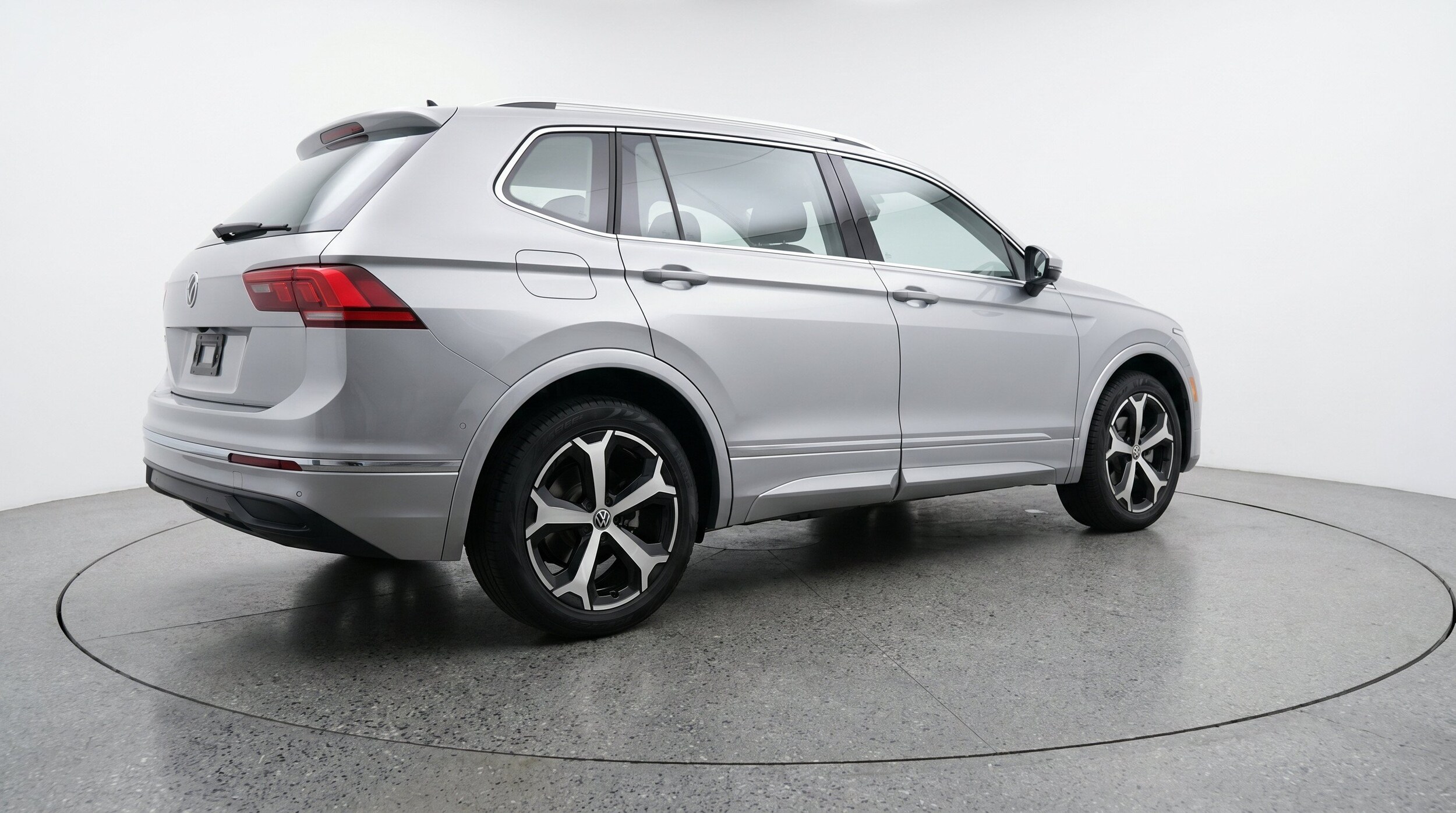 Thumbnail: 2026 Volkswagen Tiguan - 9