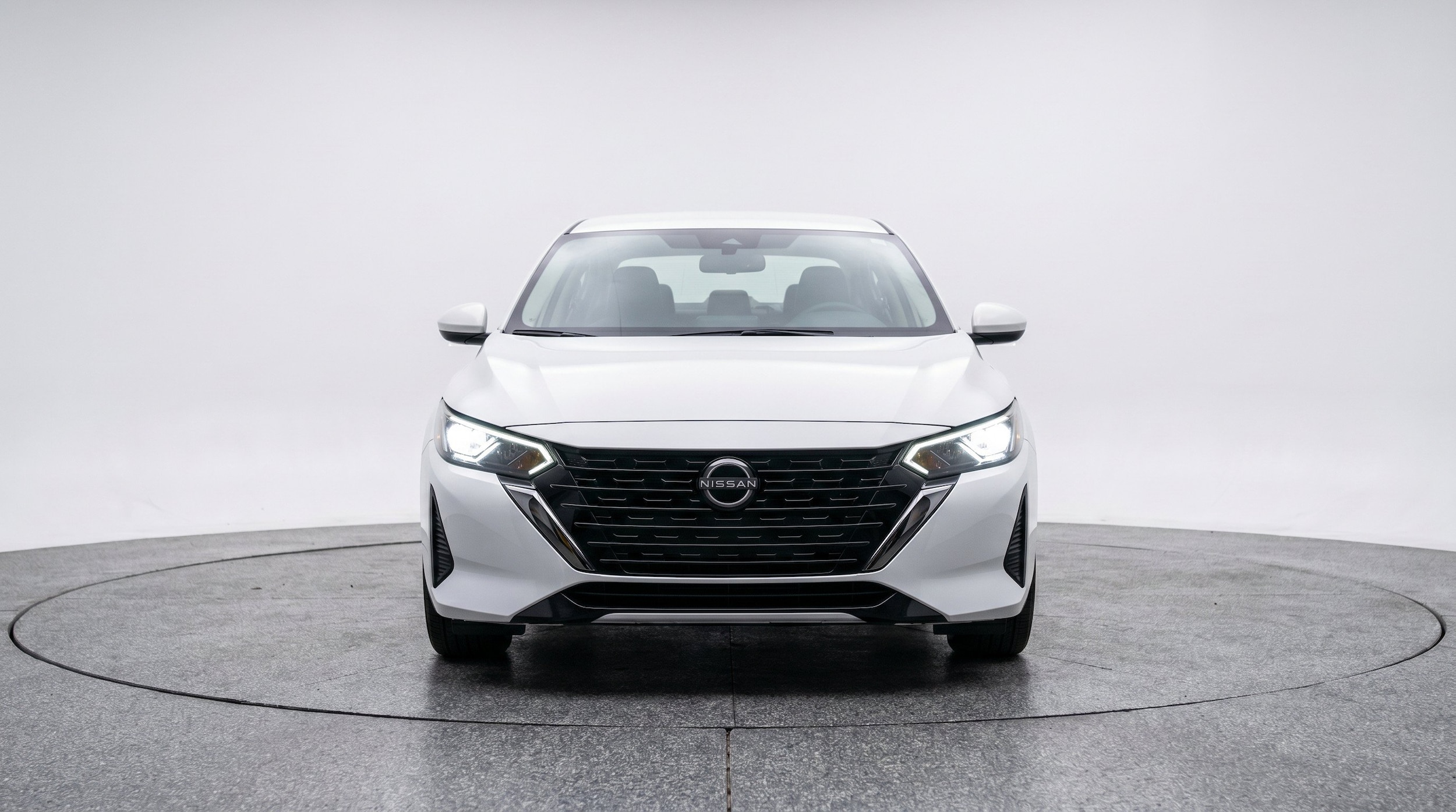 Thumbnail: 2025 Nissan Sentra - 2