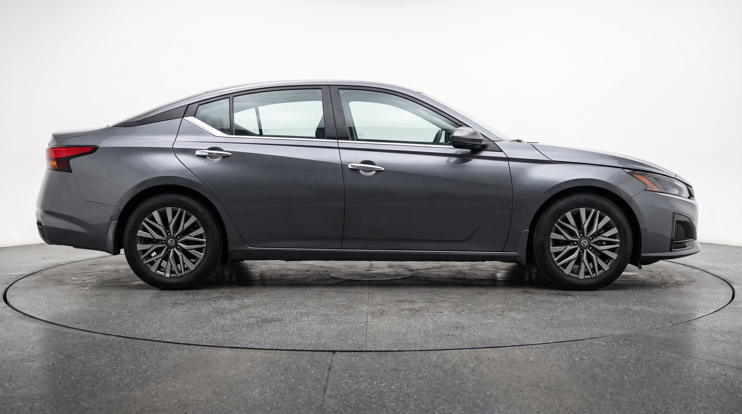 Thumbnail: 2025 Nissan Altima - 11