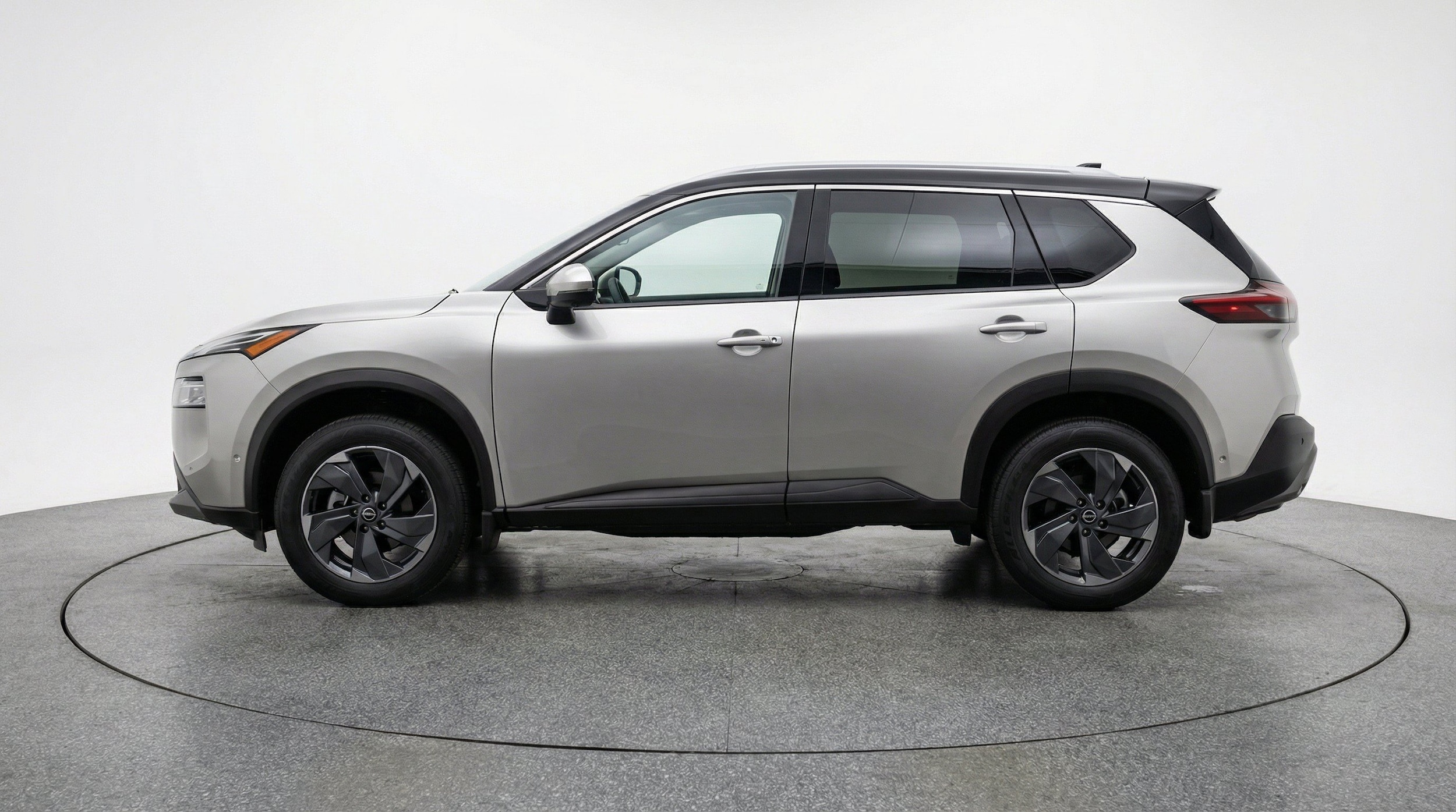 Thumbnail: 2025 Nissan Rogue - 5