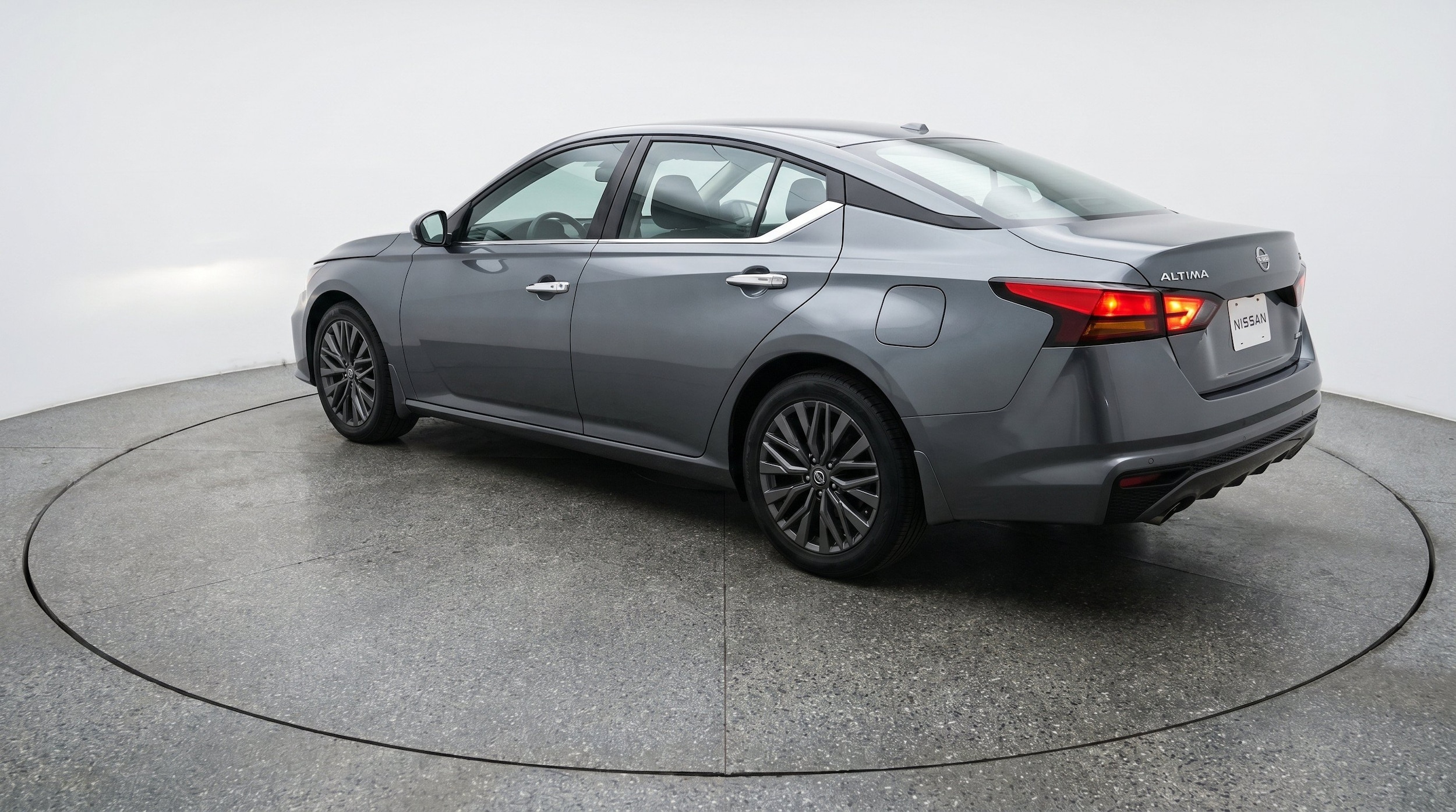 Thumbnail: 2025 Nissan Altima - 6