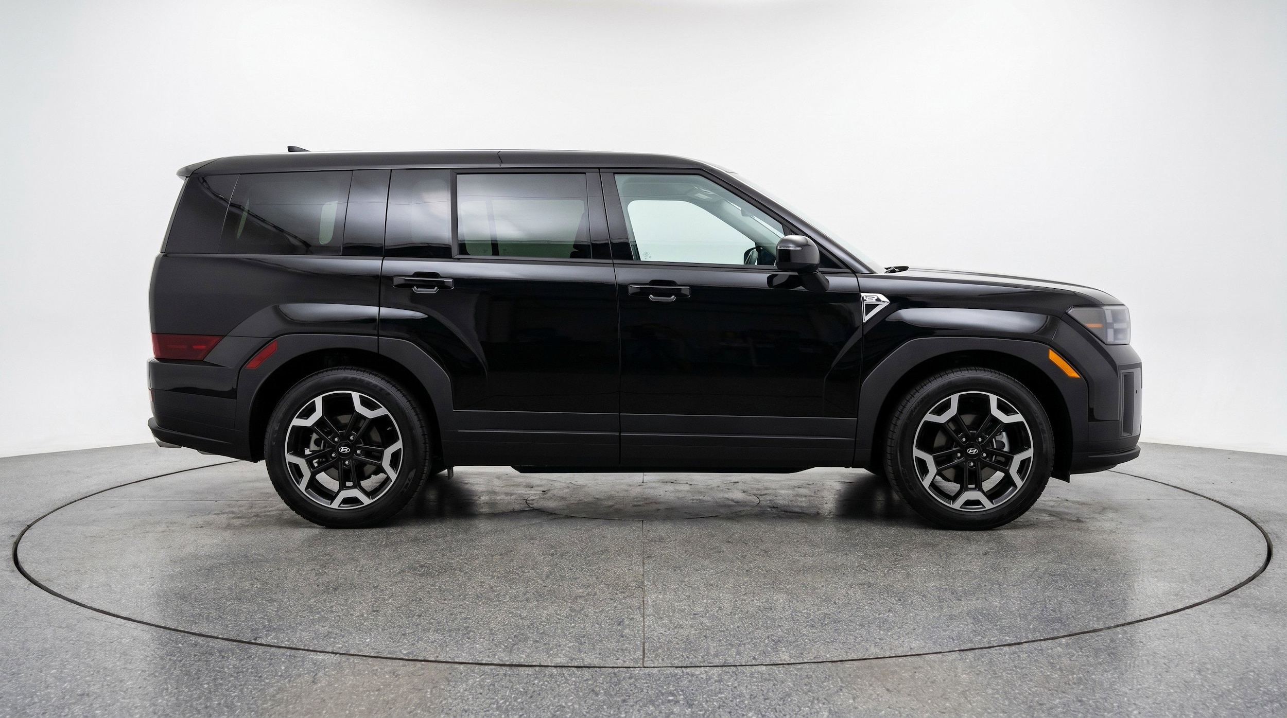 Thumbnail: 2025 Hyundai Santa Fe - 11