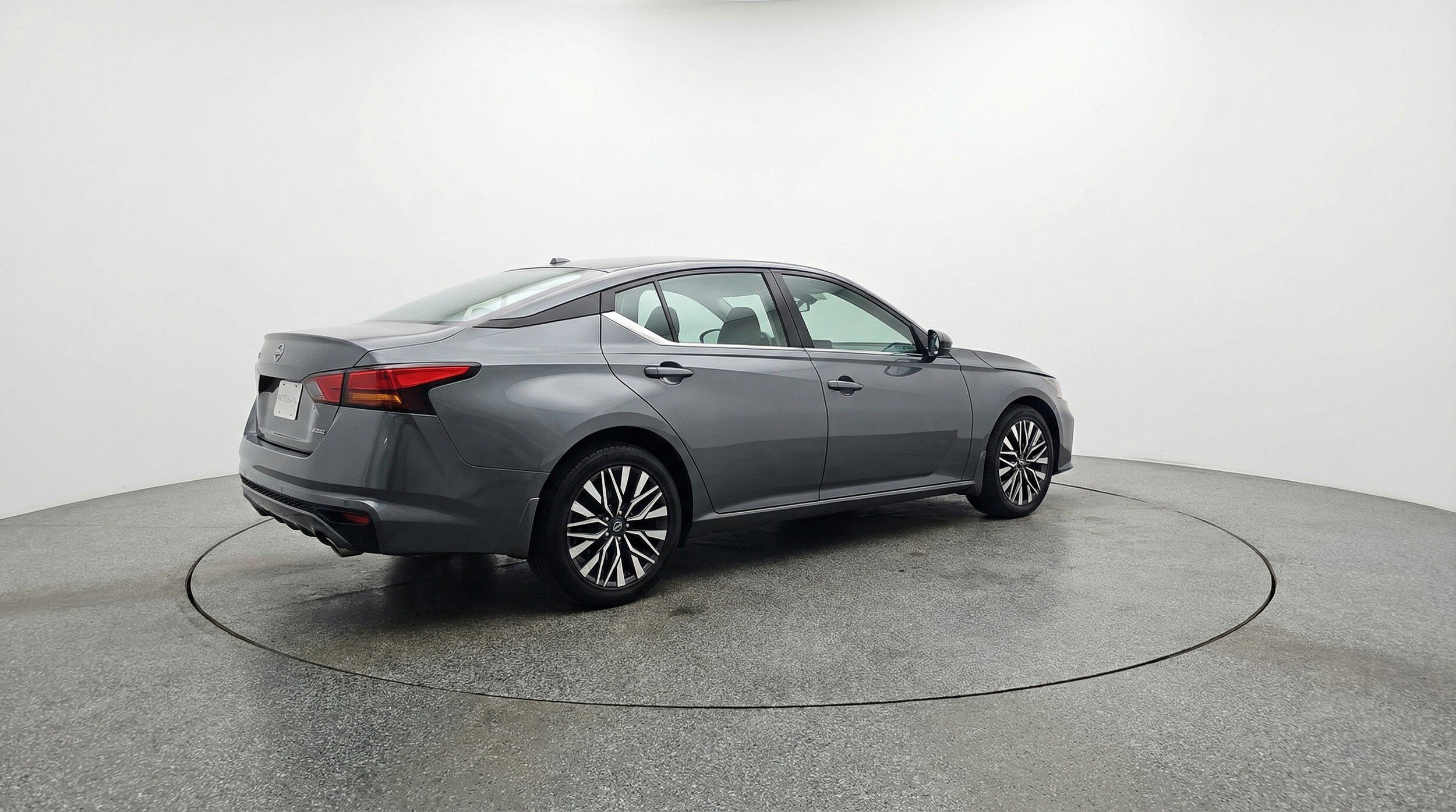 Thumbnail: 2025 Nissan Altima - 9