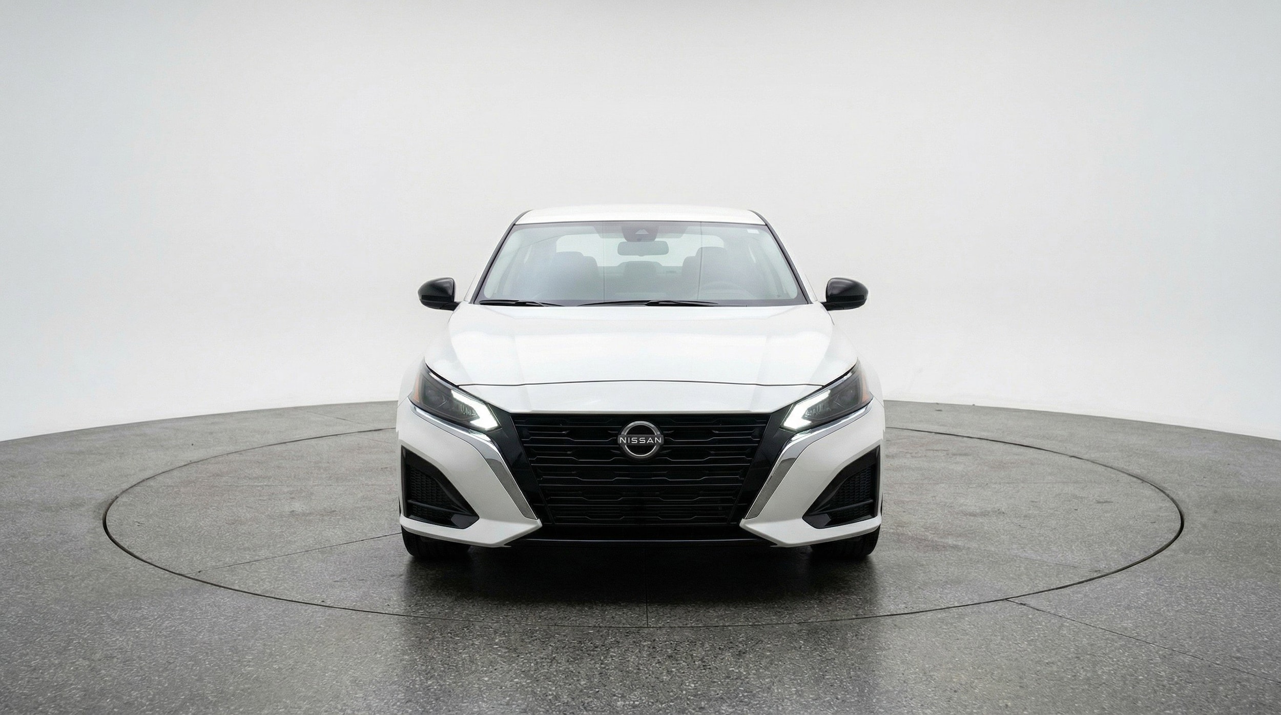 Thumbnail: 2025 Nissan Altima - 2