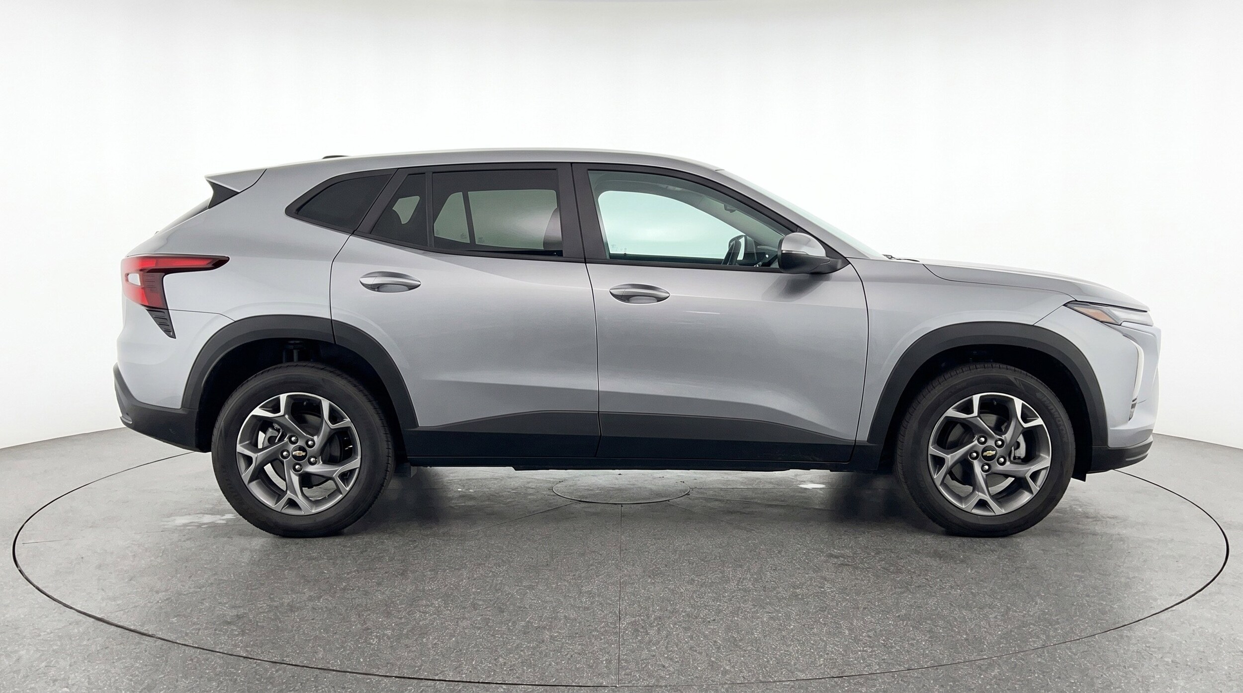Thumbnail: 2025 Chevrolet Trax - 11