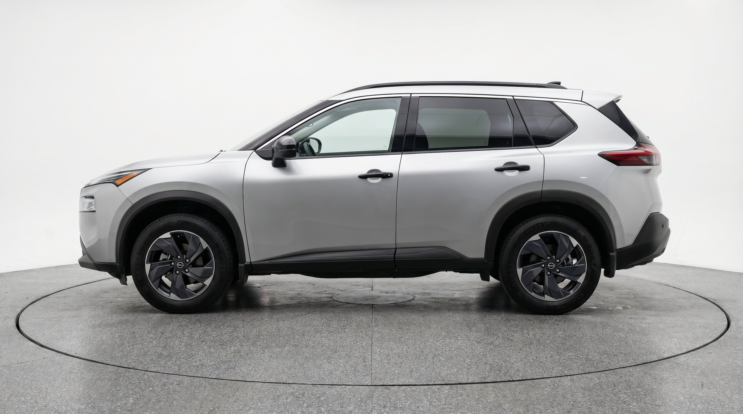 Thumbnail: 2025 Nissan Rogue - 5