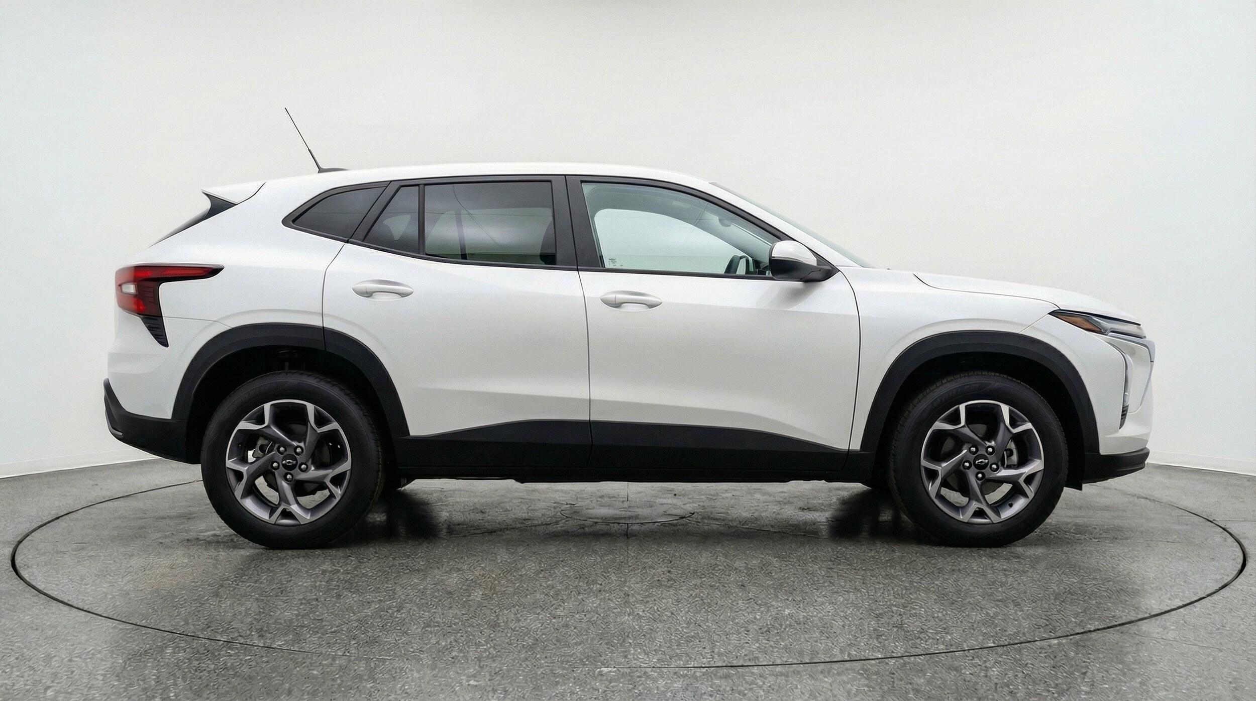 Thumbnail: 2025 Chevrolet Trax - 11