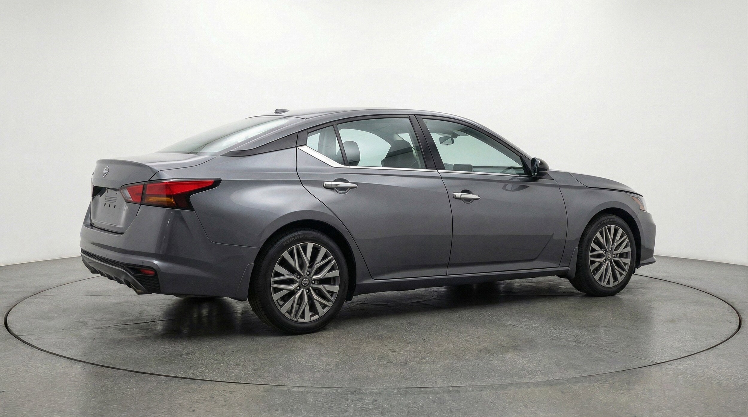 Thumbnail: 2025 Nissan Altima - 9