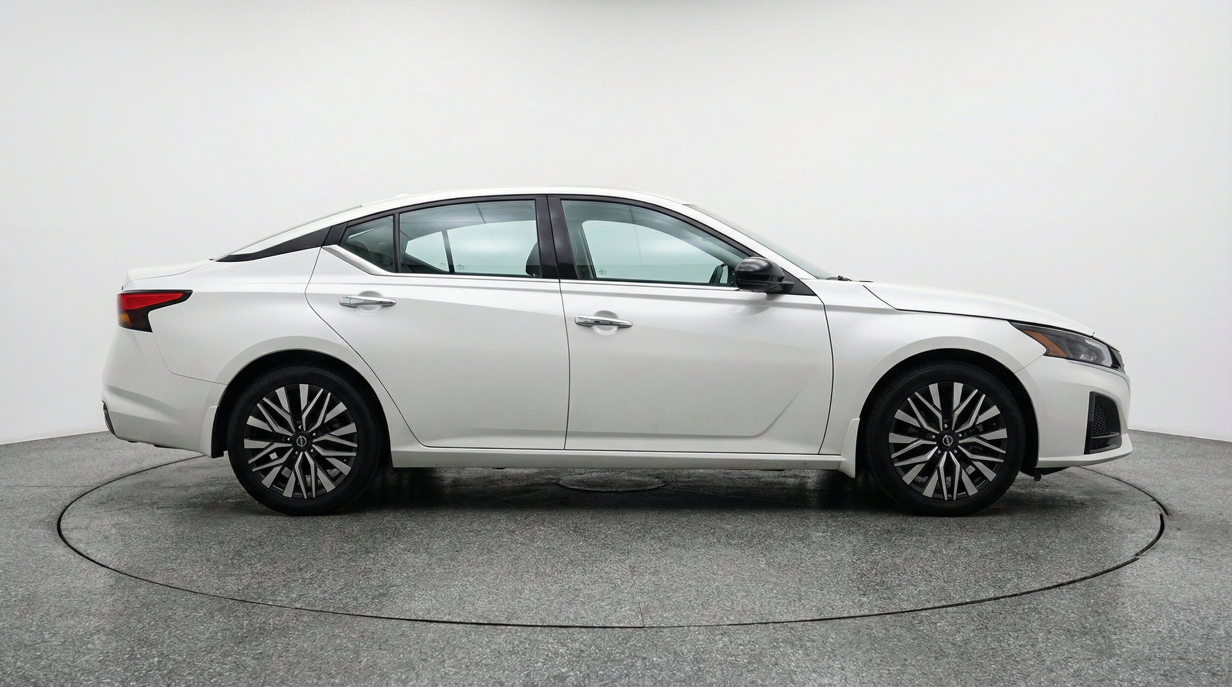 Thumbnail: 2025 Nissan Altima - 11
