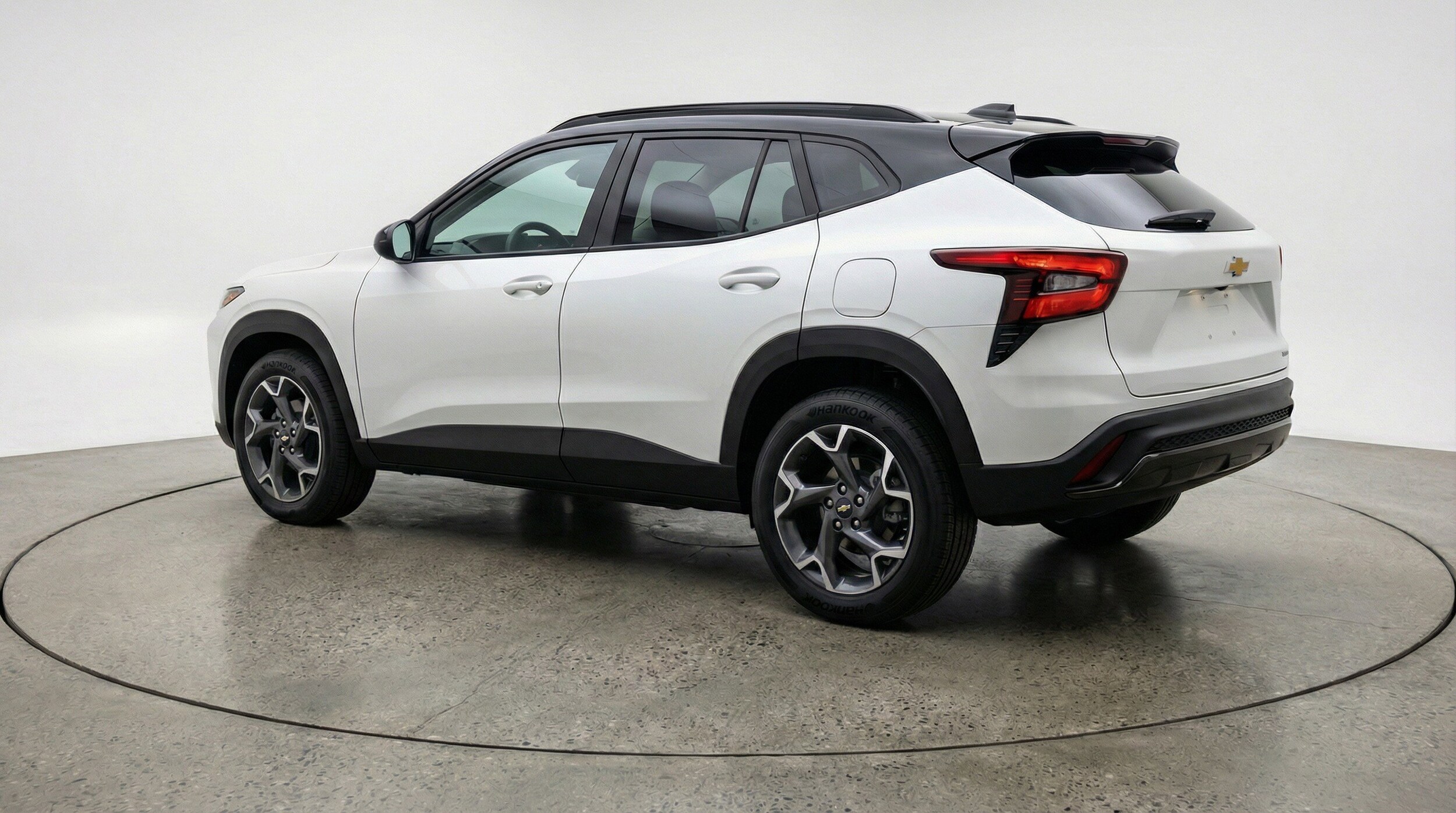 Thumbnail: 2025 Chevrolet Trax - 6