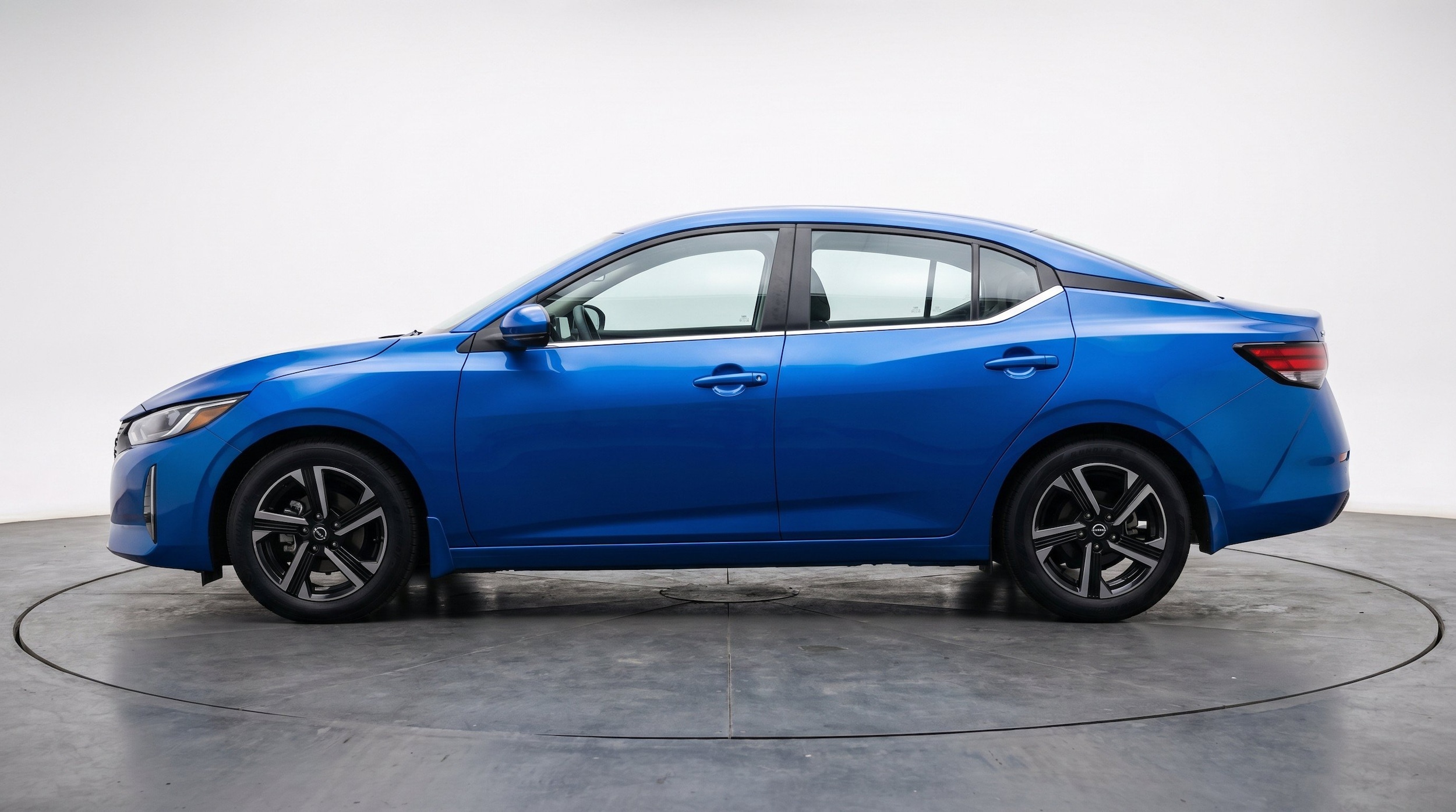 Thumbnail: 2025 Nissan Sentra - 5