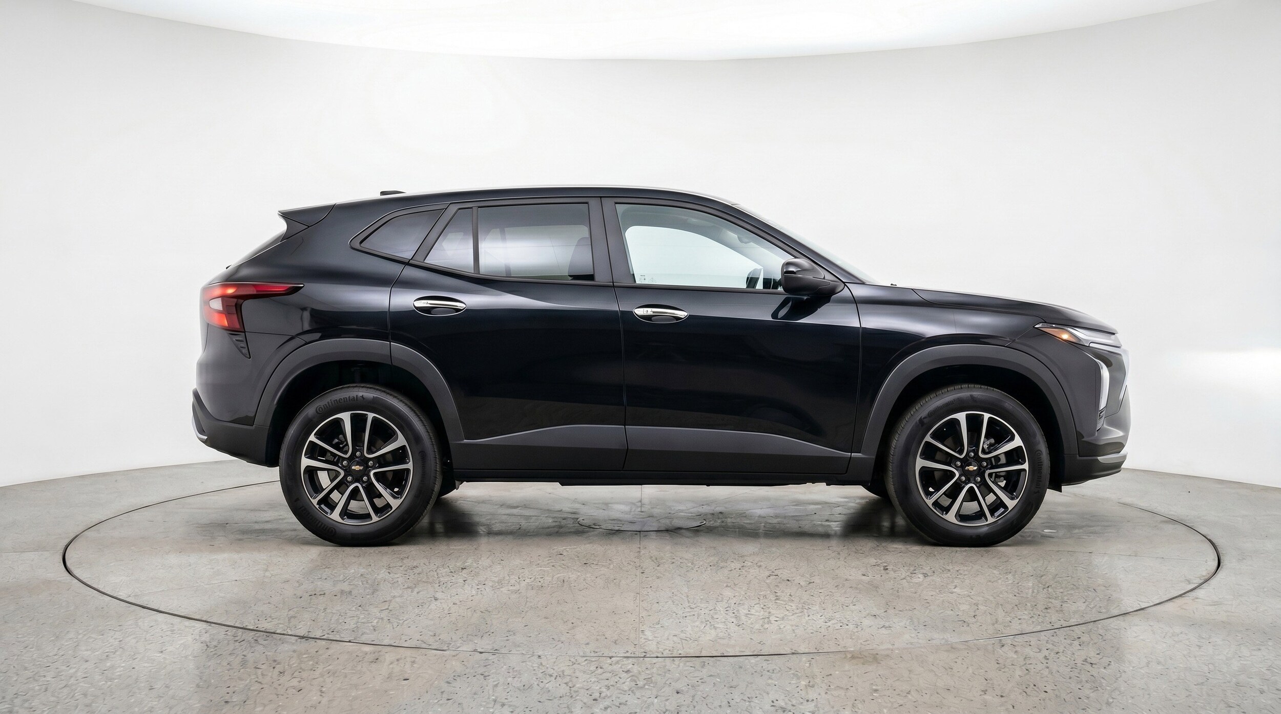 Thumbnail: 2025 Chevrolet TrailBlazer - 11