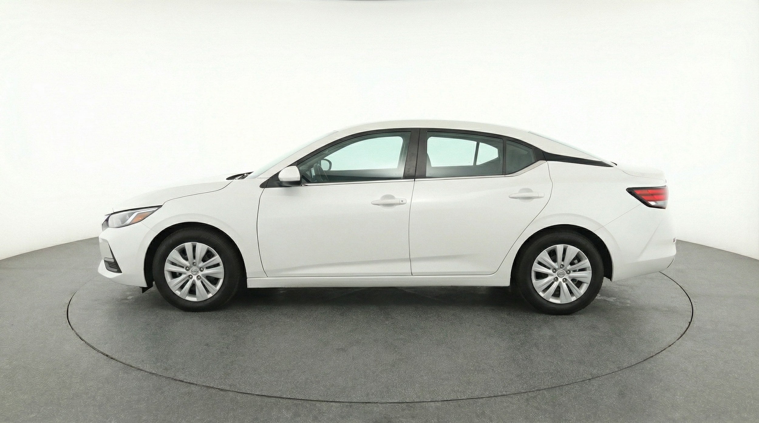 Thumbnail: 2025 Nissan Sentra - 4
